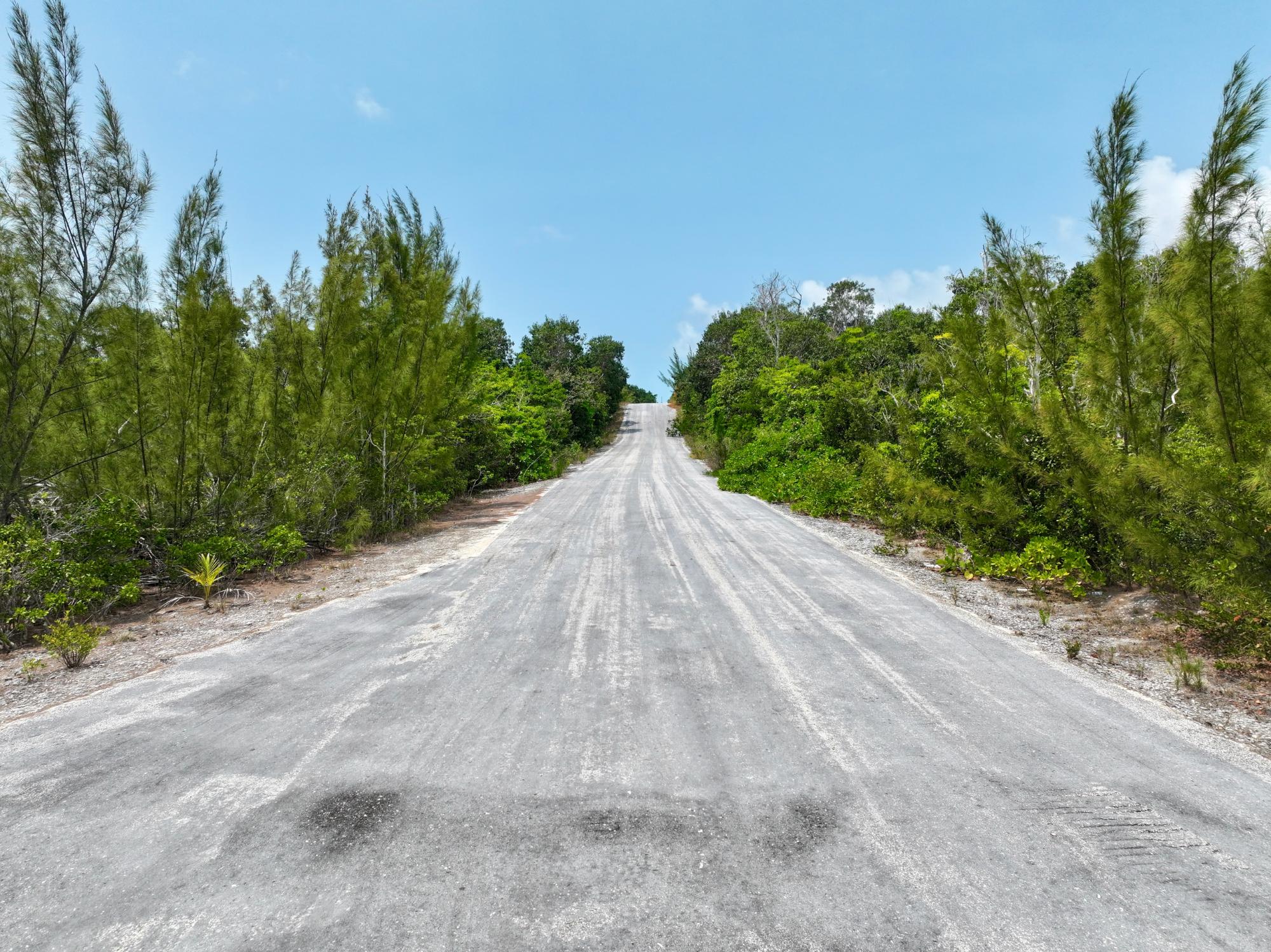 /listing-single-family-home-in-turtle-rocks-72111.html from Coldwell Banker Bahamas Real Estate