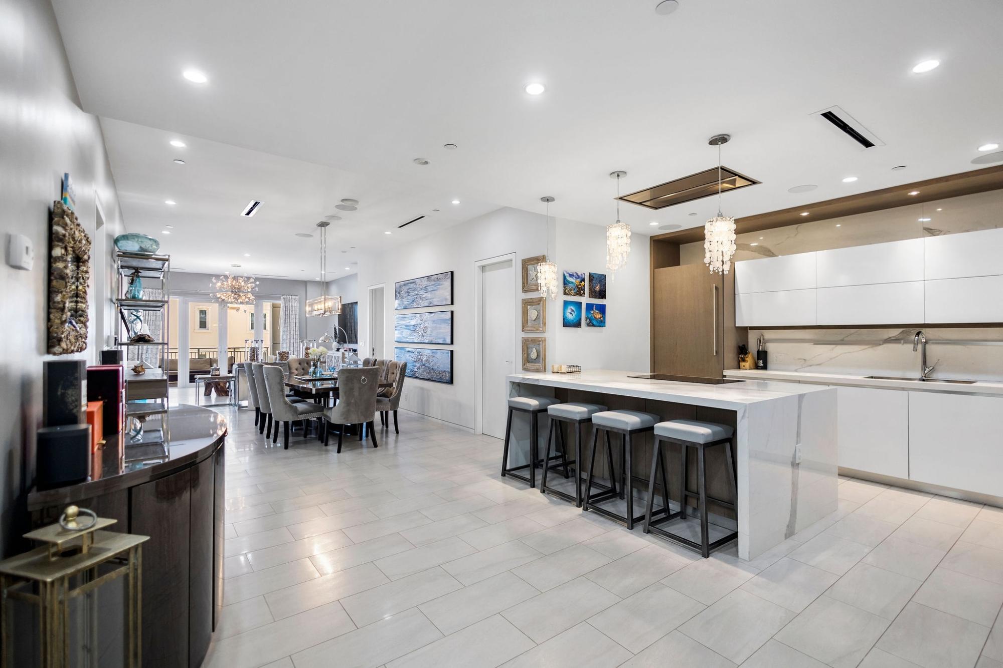 /listing-condo-in-paradise-island-72076.html from Coldwell Banker Bahamas Real Estate