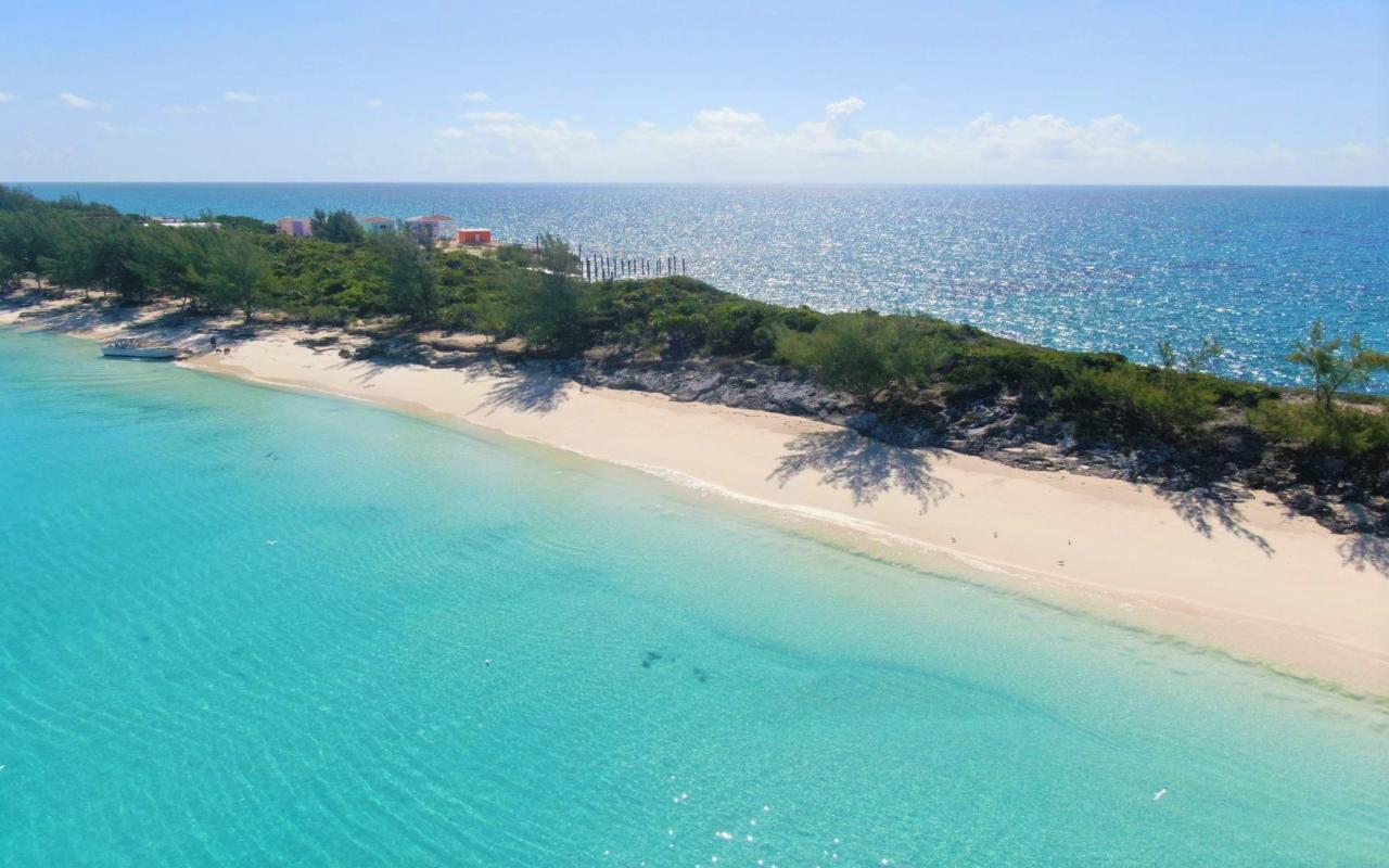 /listing-lots-acreage-in-rose-island-72091.html from Coldwell Banker Bahamas Real Estate