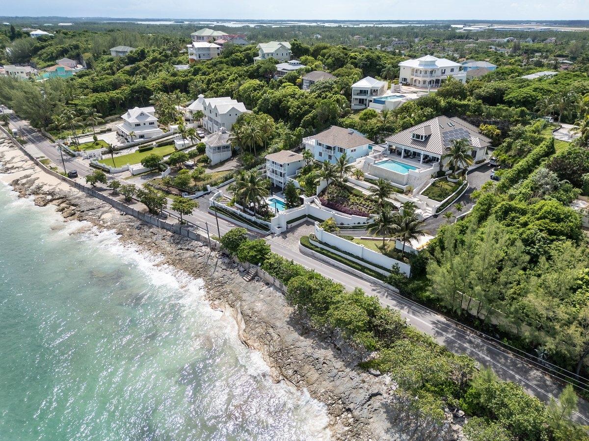 /listing-single-family-home-in-west-bay-street-72977.html from Coldwell Banker Bahamas Real Estate