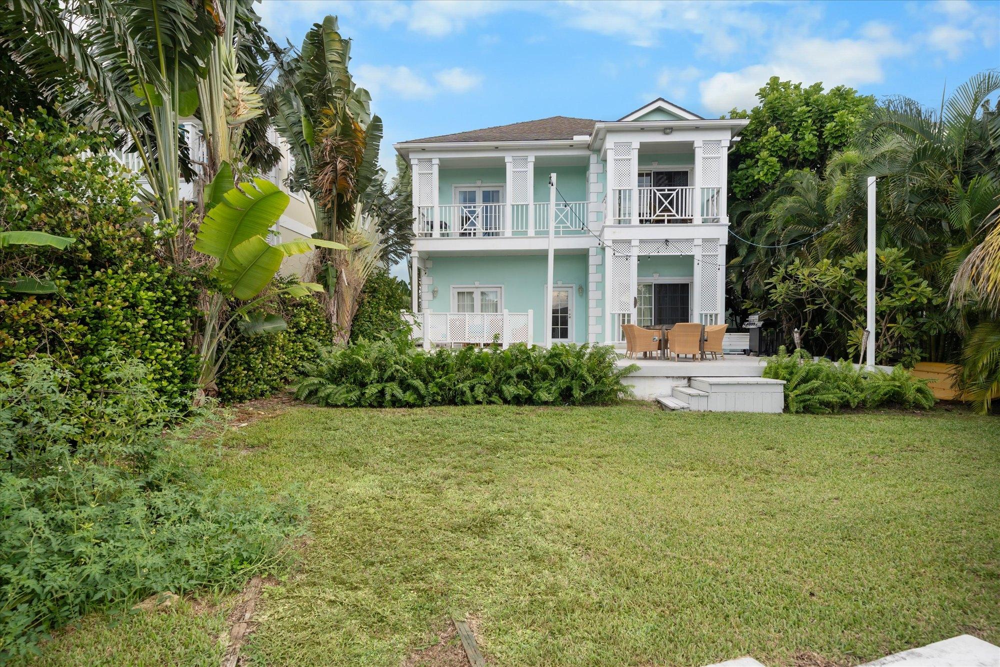 /listing-single-family-home-in-west-bay-street-72672.html from Coldwell Banker Bahamas Real Estate