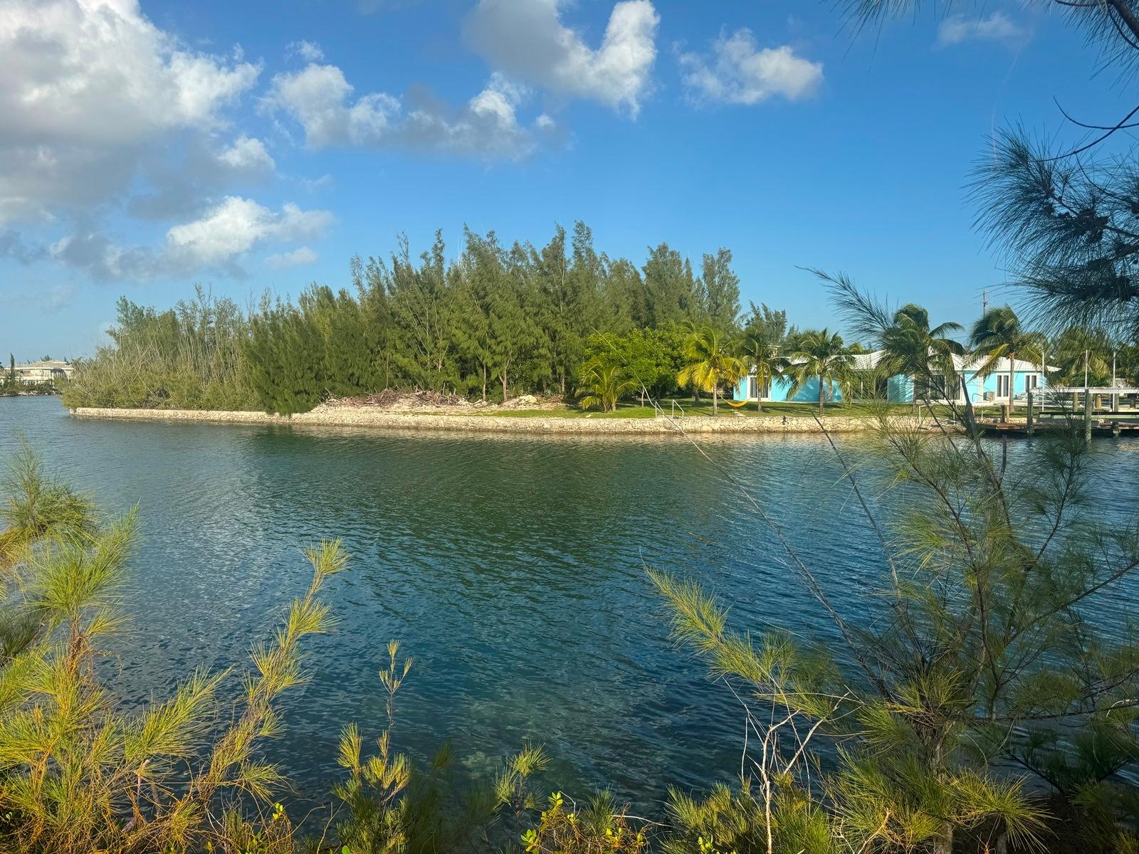 /listing-lots-acreage-in-bahama-reef-yacht-country-club-74722.html from Coldwell Banker Bahamas Real Estate