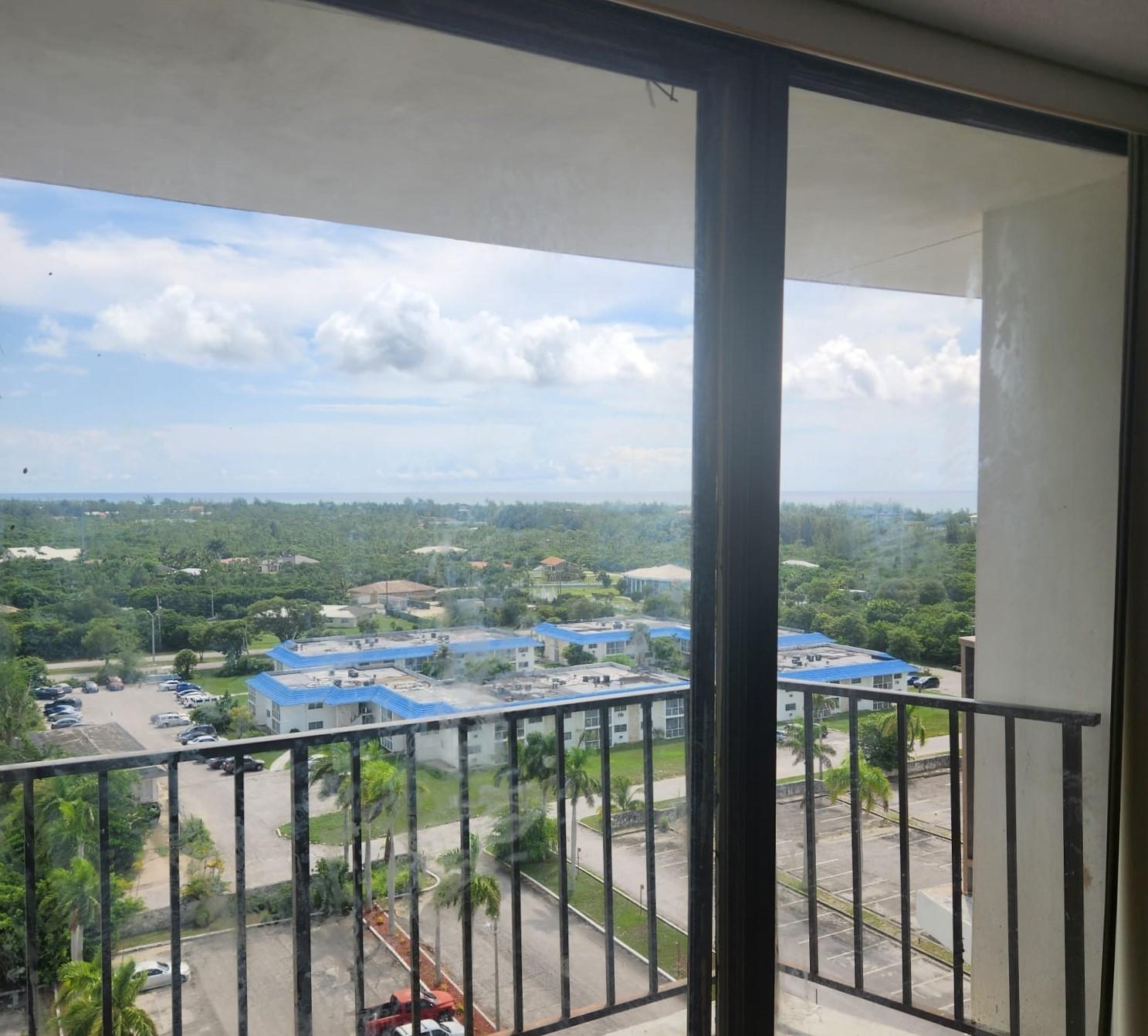 /listing-condo-in-lucaya-75932.html from Coldwell Banker Bahamas Real Estate