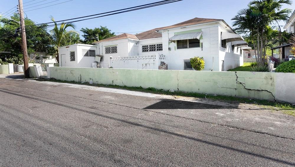 /listing-single-family-home-in-other-new-providence-nassau-74677.html from Coldwell Banker Bahamas Real Estate