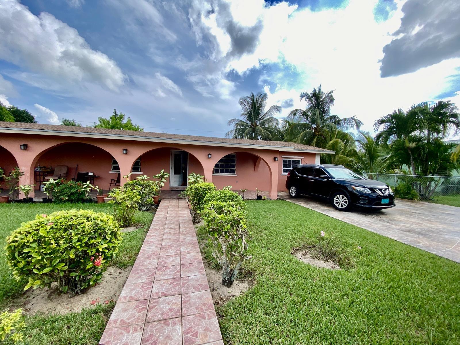 /listing-single-family-home-in-freeport-74658.html from Coldwell Banker Bahamas Real Estate
