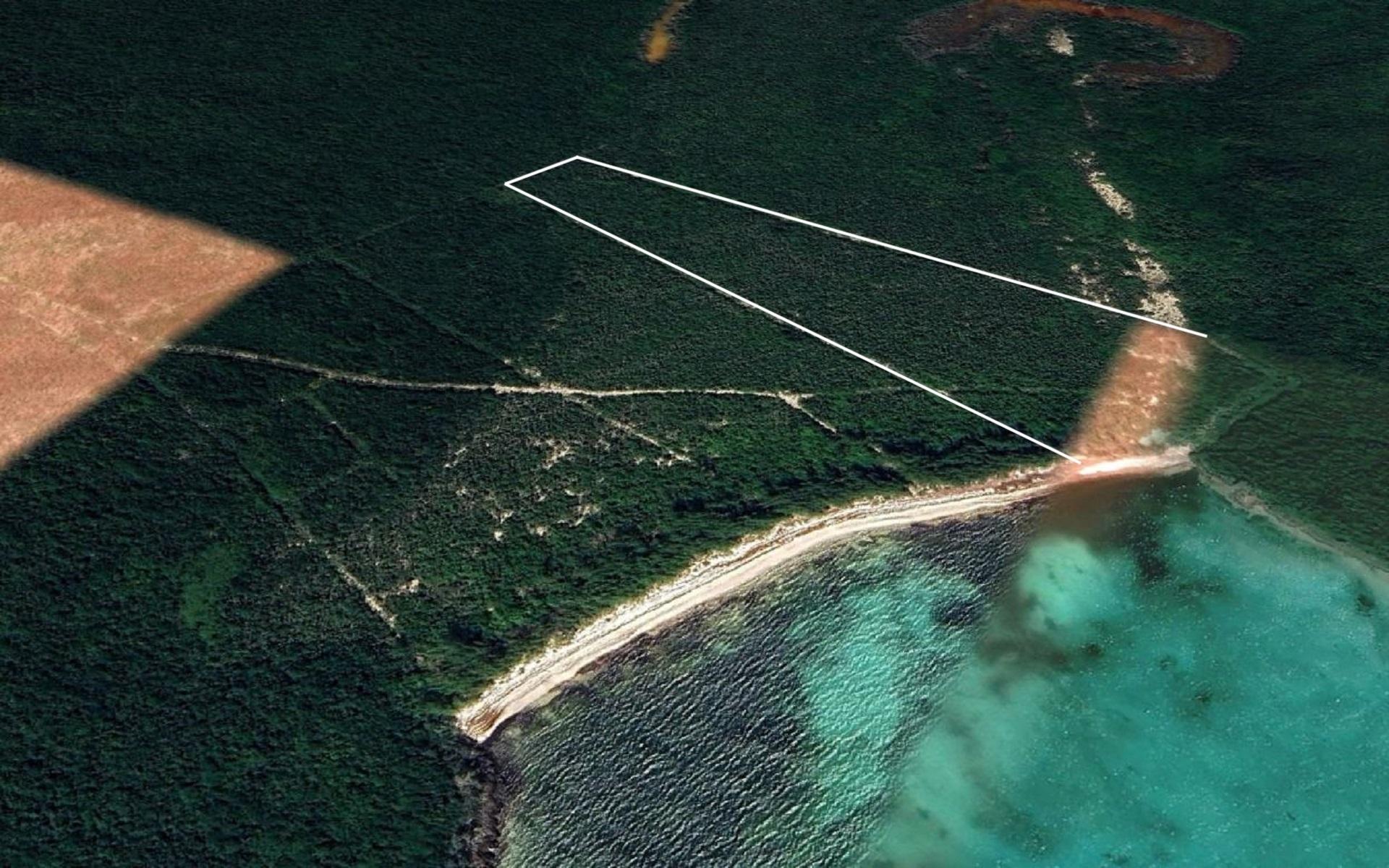 /listing-lots-acreage-in-roses-74384.html from Coldwell Banker Bahamas Real Estate