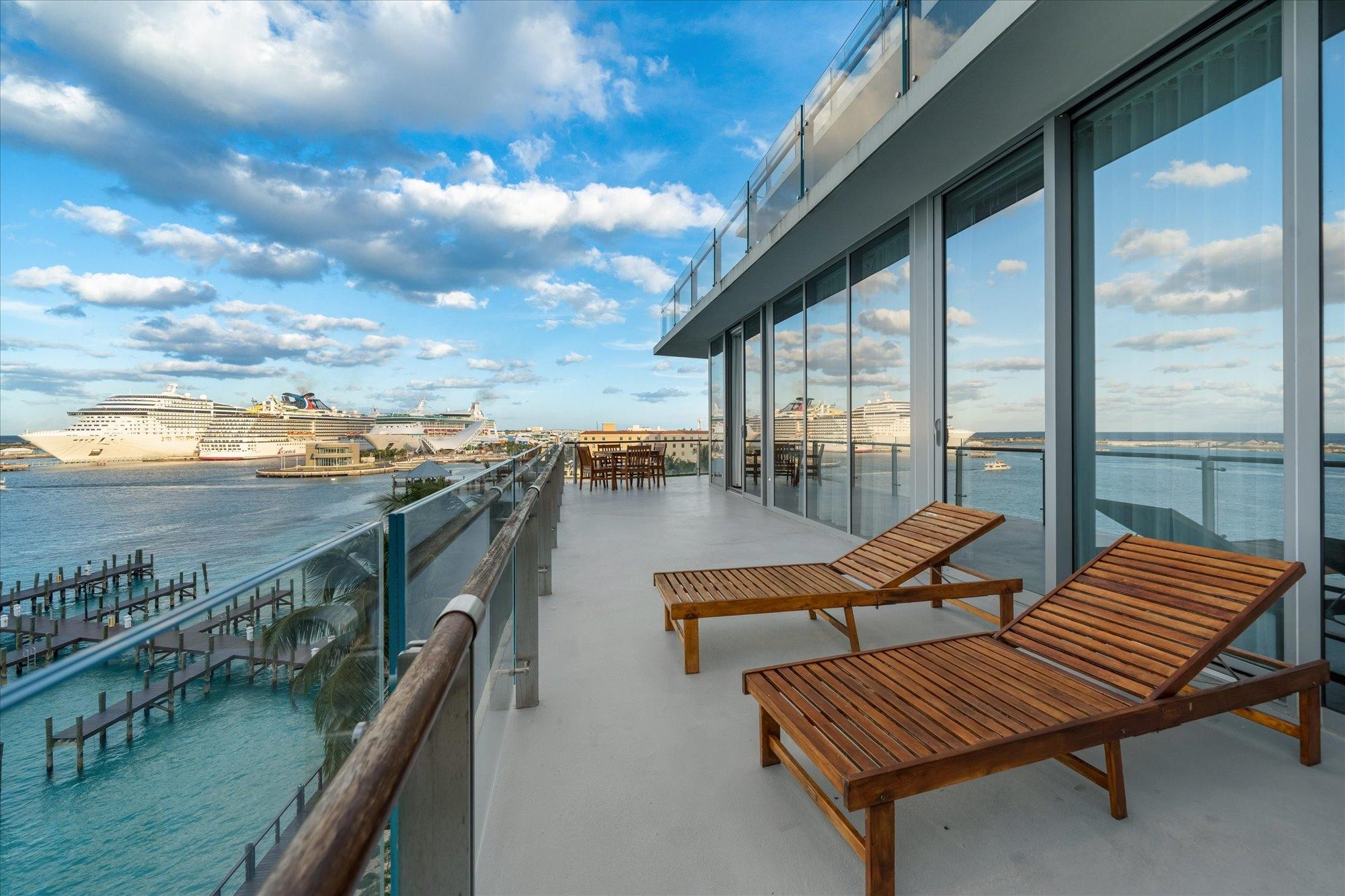 /listing-condo-in-downtown-74536.html from Coldwell Banker Bahamas Real Estate