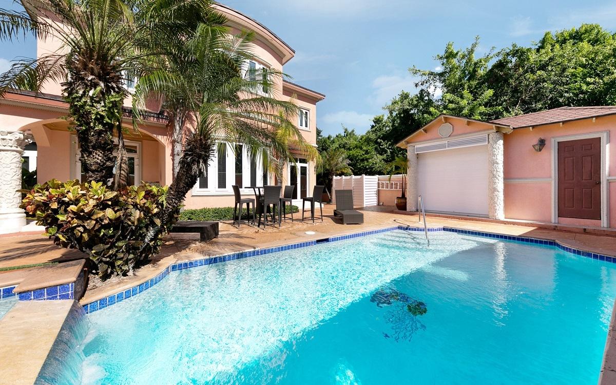 /listing-single-family-home-in-charlotteville-74523.html from Coldwell Banker Bahamas Real Estate