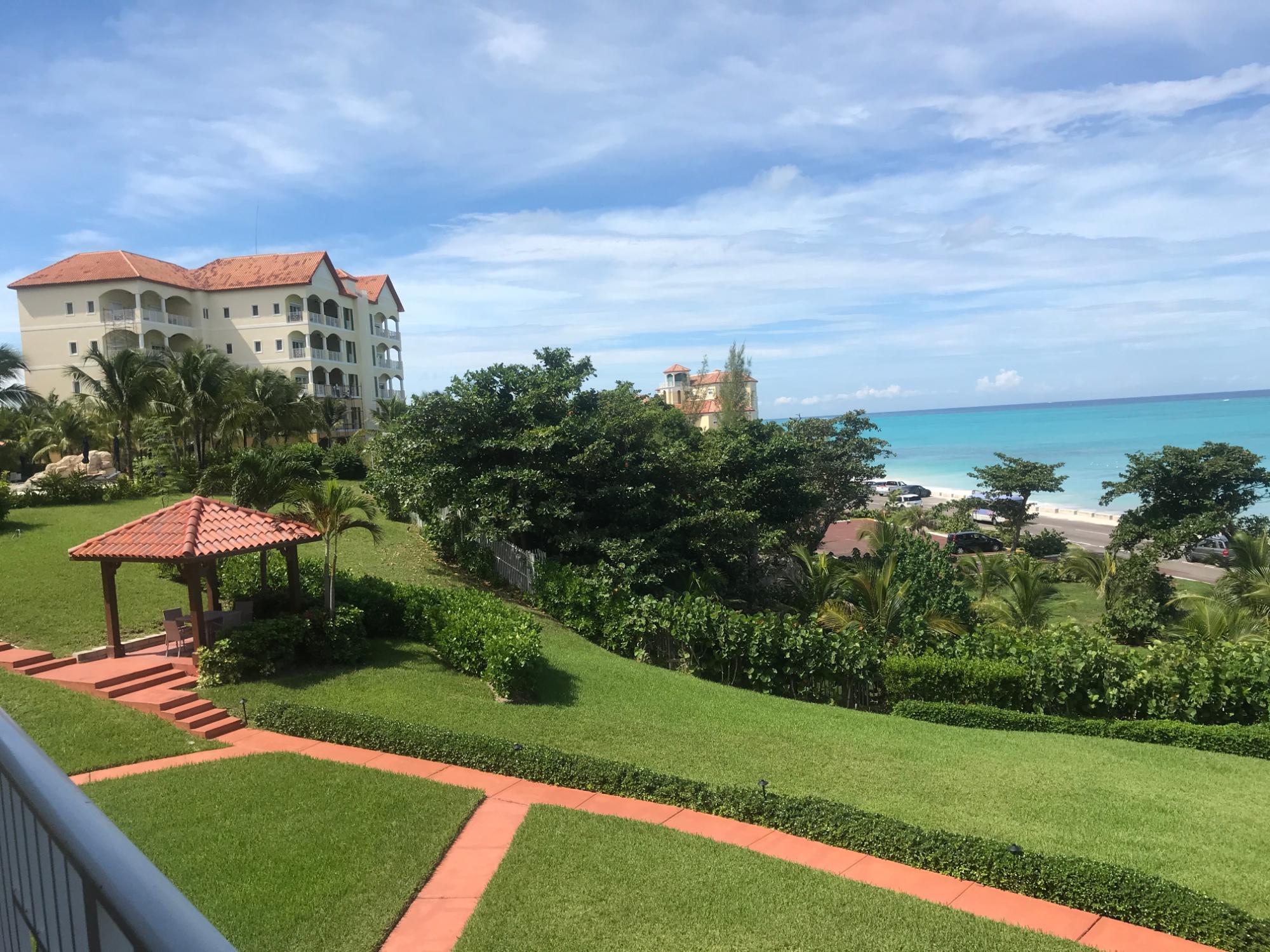 /listing-condo-in-west-bay-street-74504.html from Coldwell Banker Bahamas Real Estate