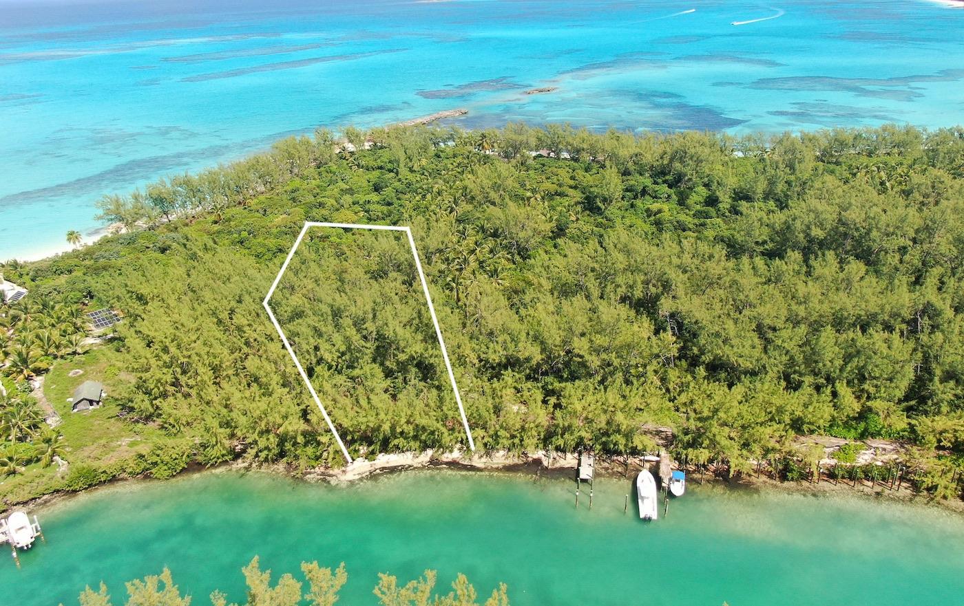 /listing-lots-acreage-in-rose-island-74455.html from Coldwell Banker Bahamas Real Estate