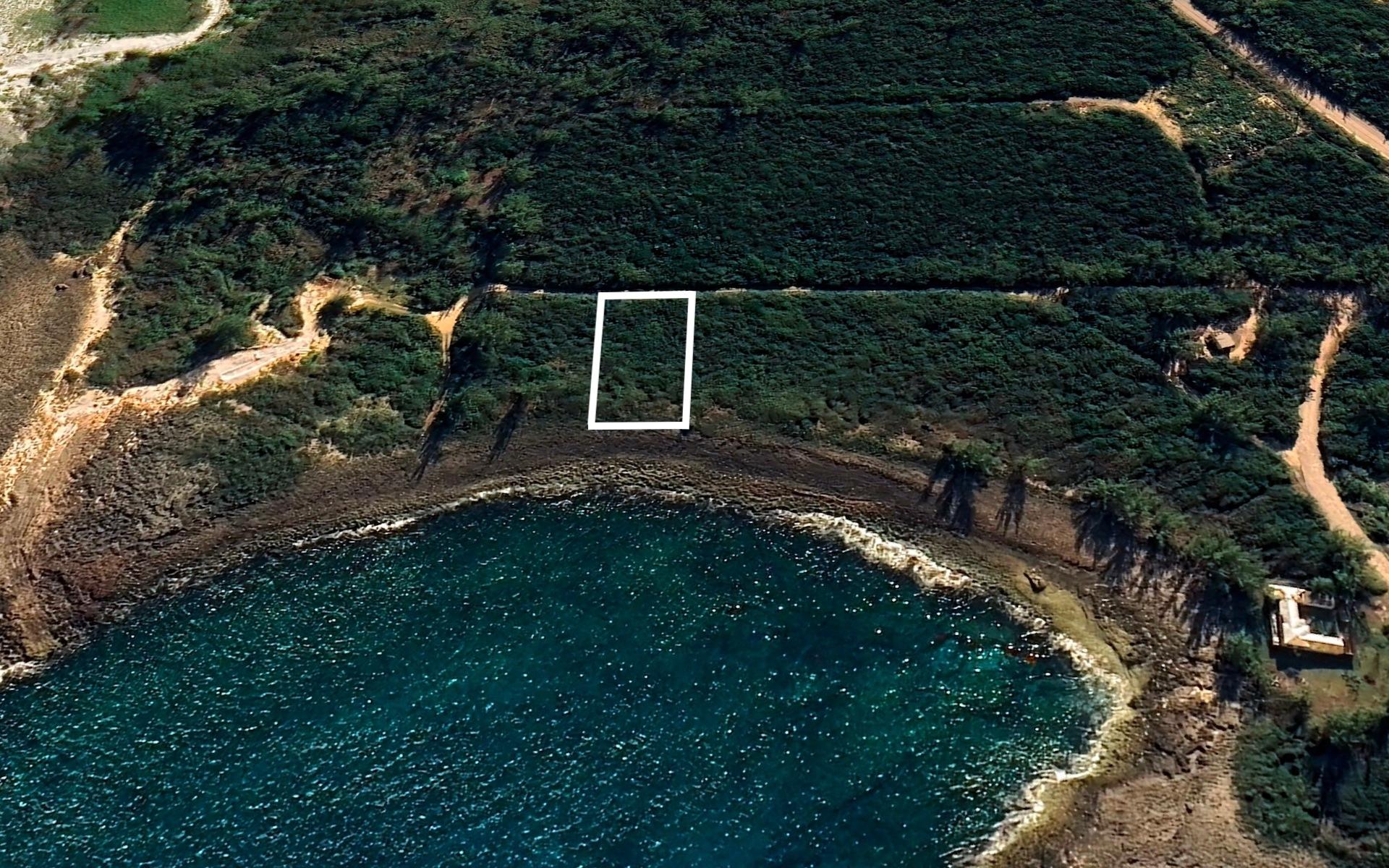 /listing-lots-acreage-in-rainbow-bay-74457.html from Coldwell Banker Bahamas Real Estate