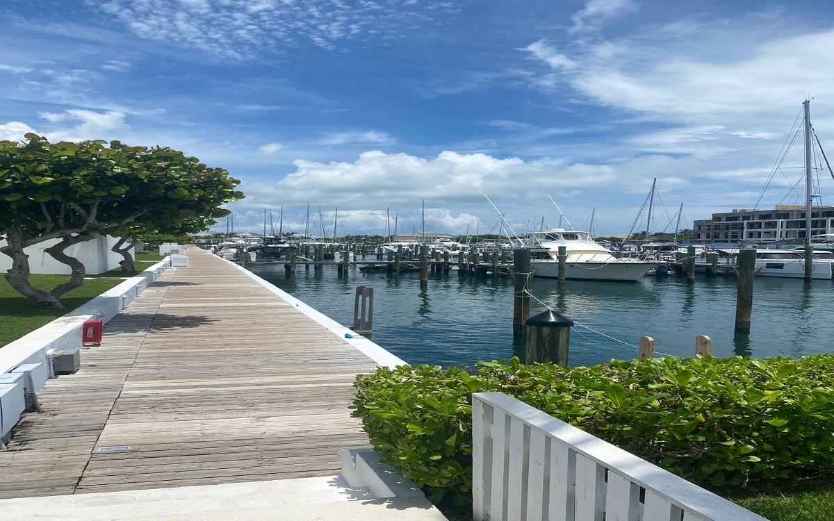 /listing-lots-acreage-in-yamacraw-74385.html from Coldwell Banker Bahamas Real Estate