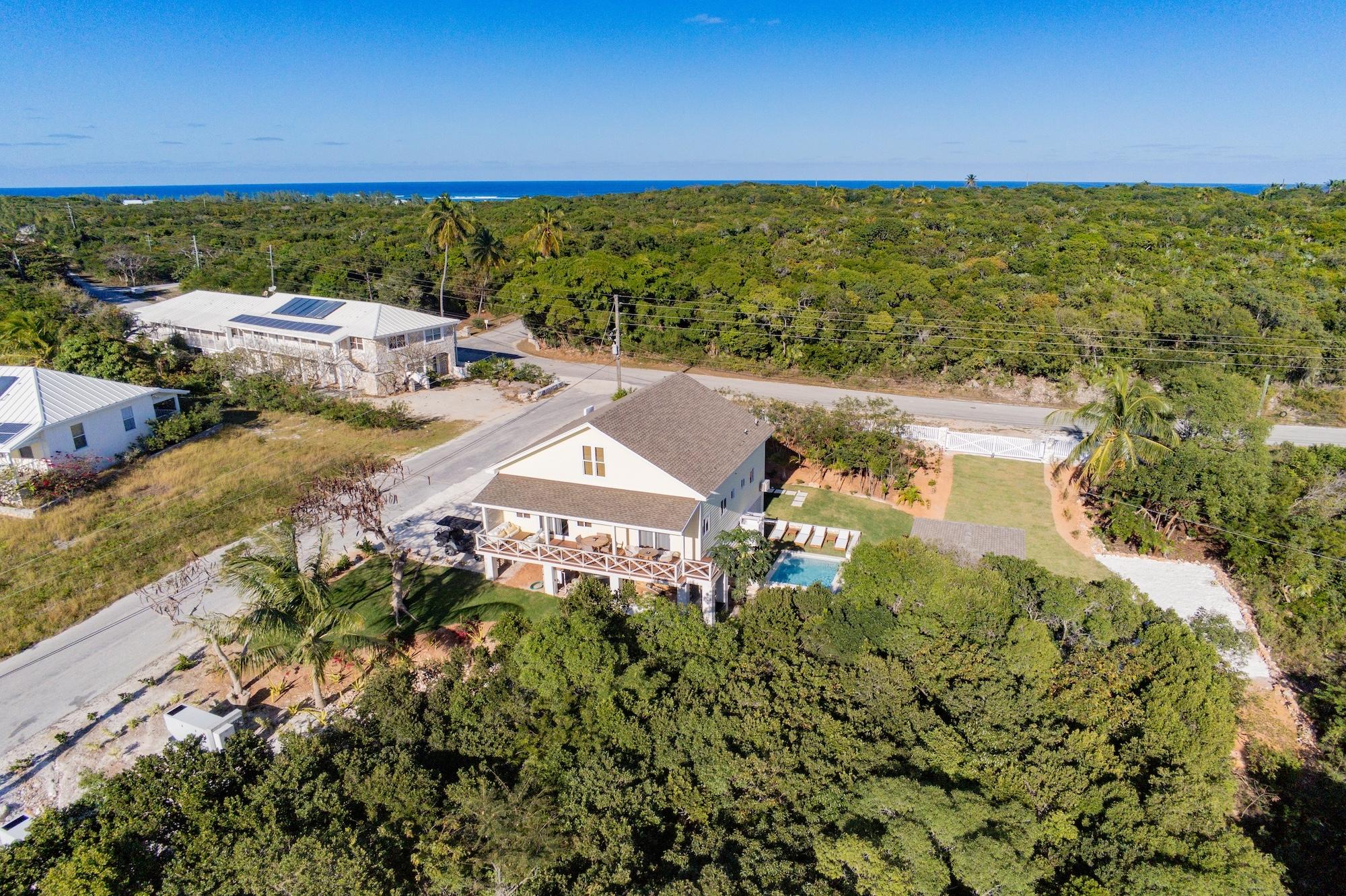 /listing-single-family-home-in-governors-harbour-74363.html from Coldwell Banker Bahamas Real Estate