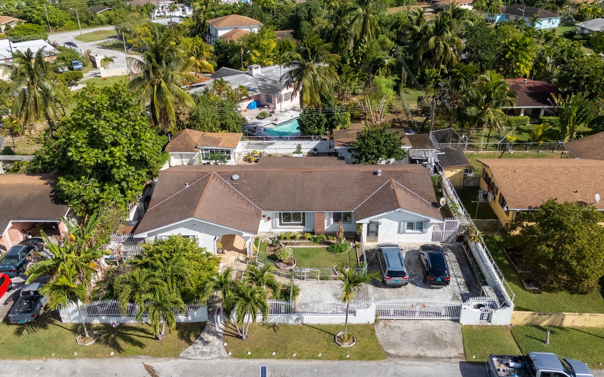 /listing-single-family-home-in-sea-breeze-74395.html from Coldwell Banker Bahamas Real Estate