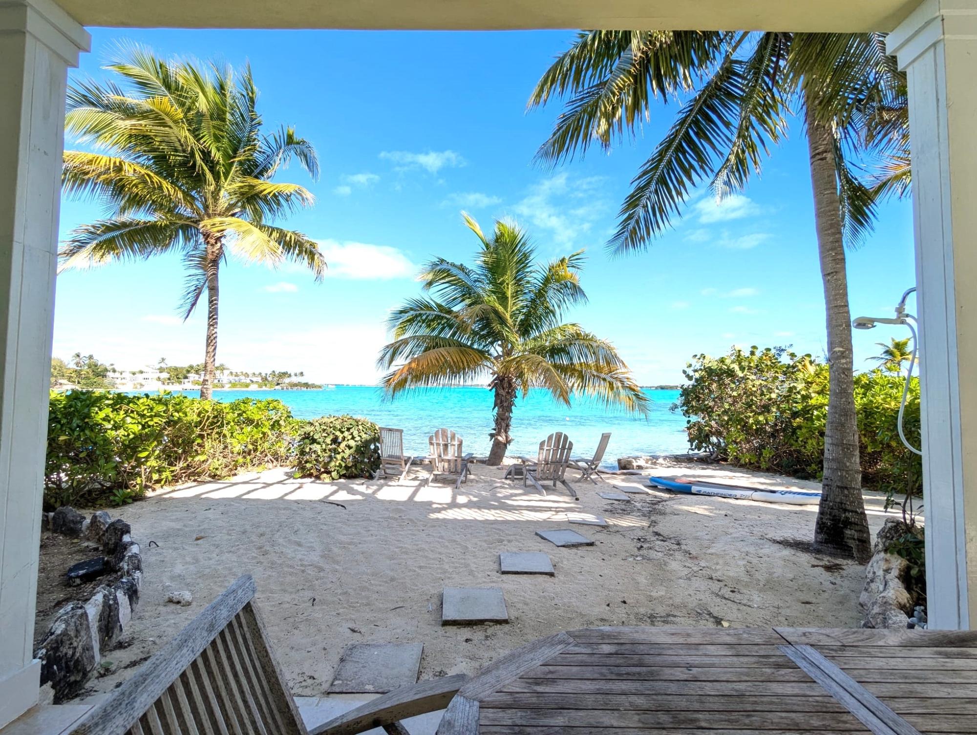 /listing-half-duplex-in-michaelson-74187.html from Coldwell Banker Bahamas Real Estate