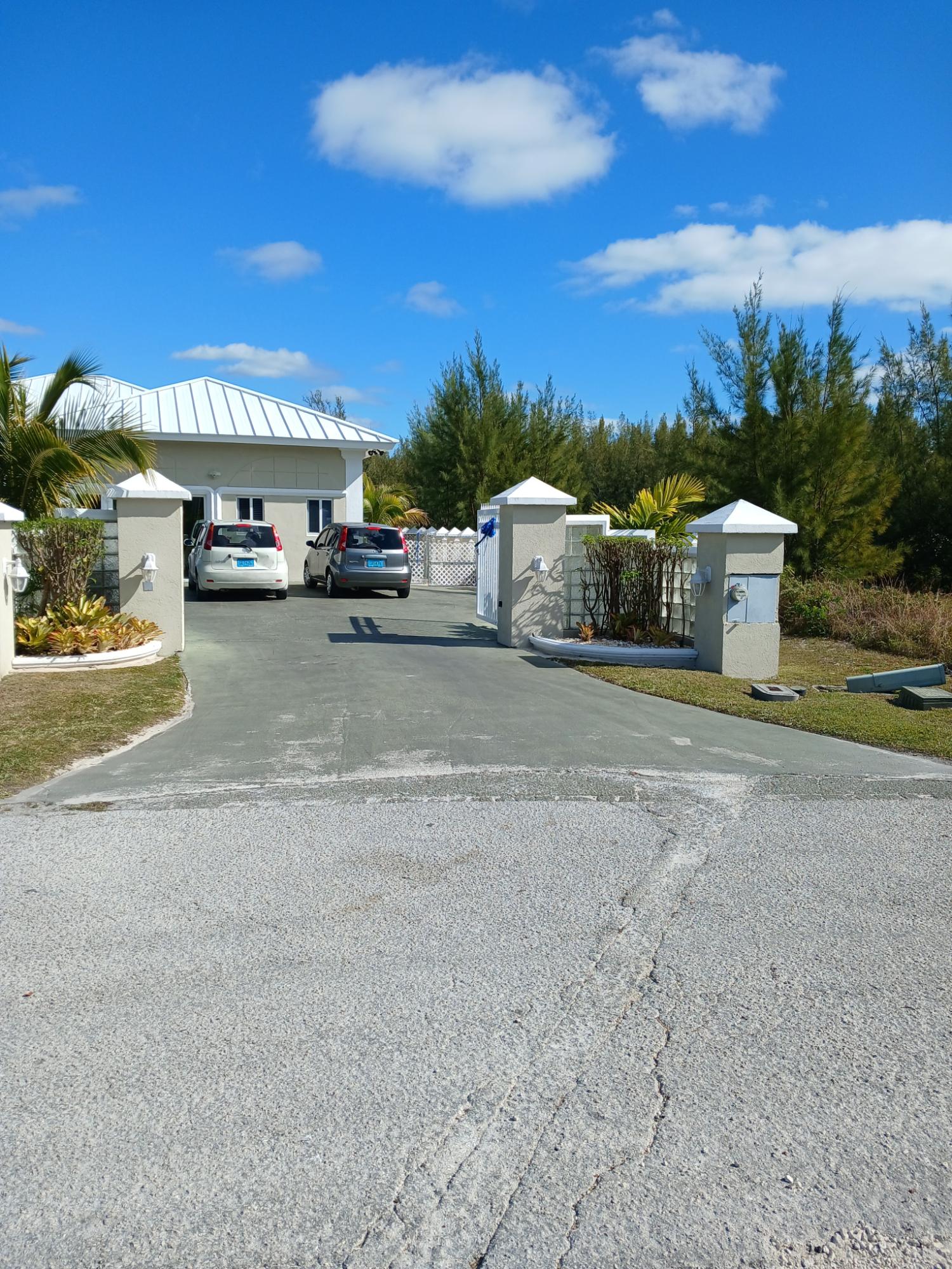 /listing-single-family-home-in-bahamia-74179.html from Coldwell Banker Bahamas Real Estate