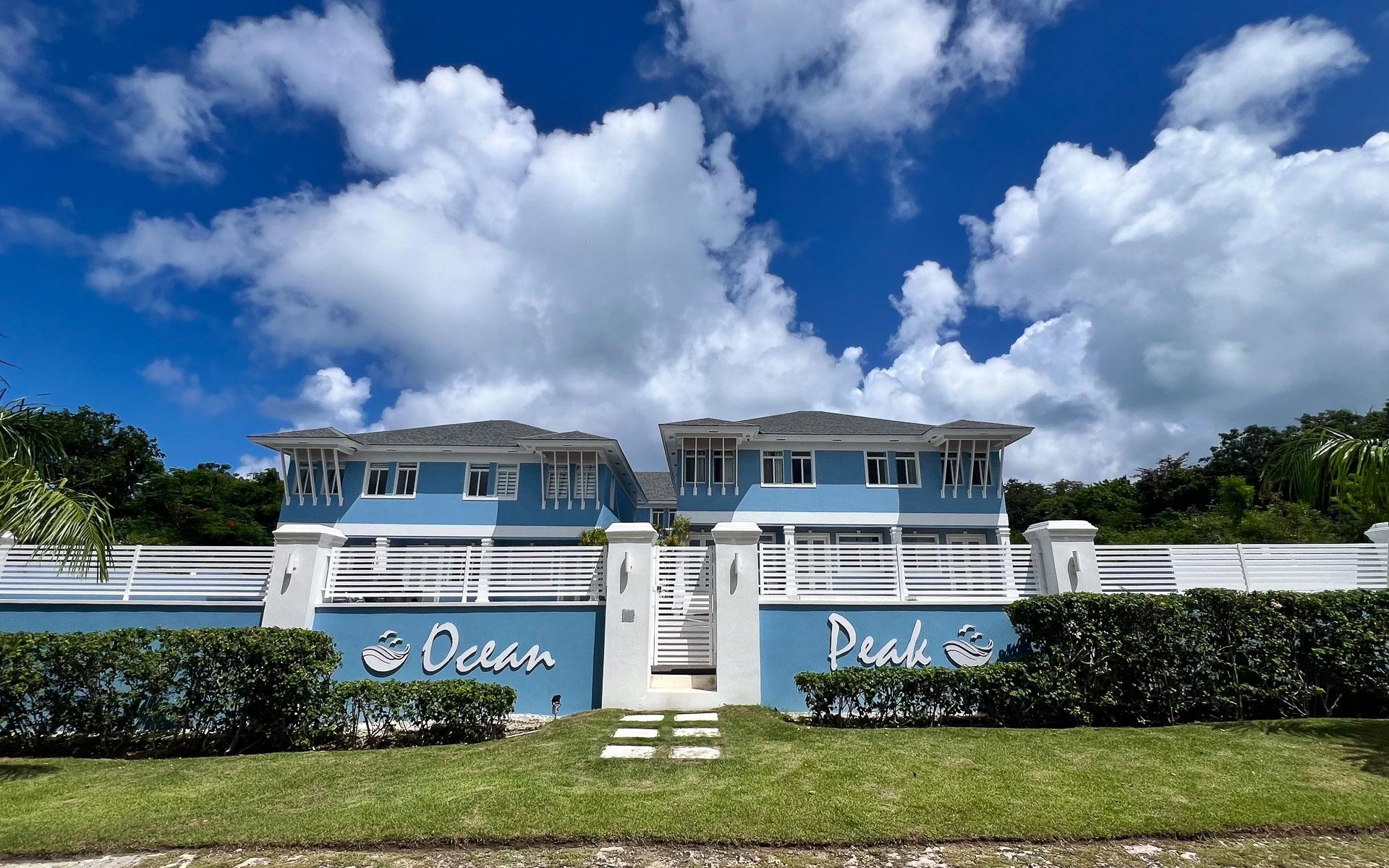 /listing-condo-in-westridge-74869.html from Coldwell Banker Bahamas Real Estate