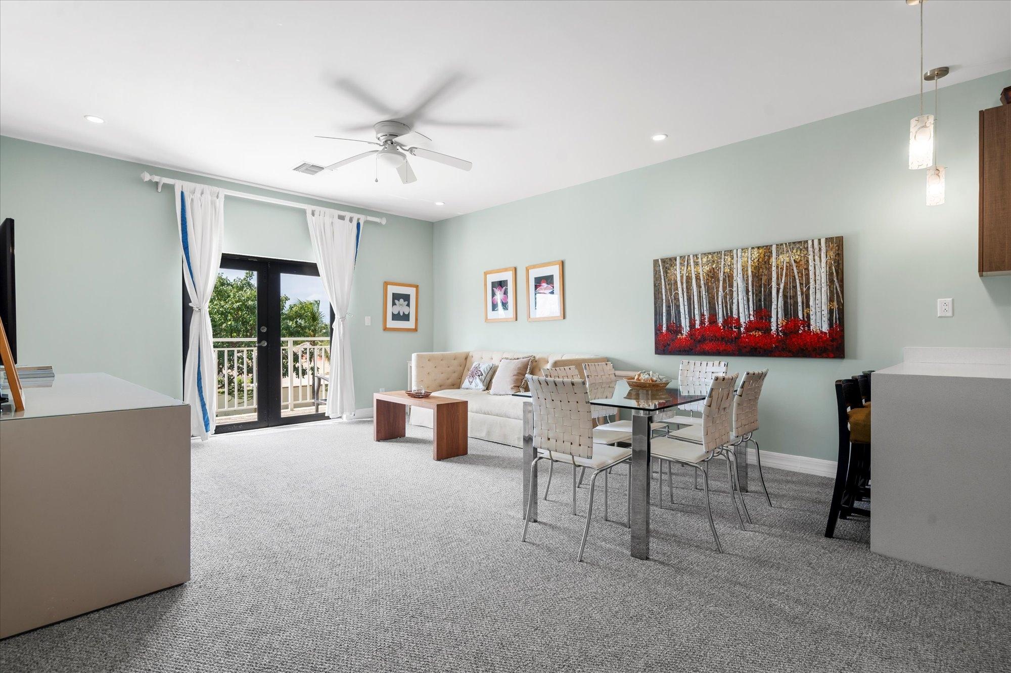 /listing-condo-in-venetian-west-75736.html from Coldwell Banker Bahamas Real Estate