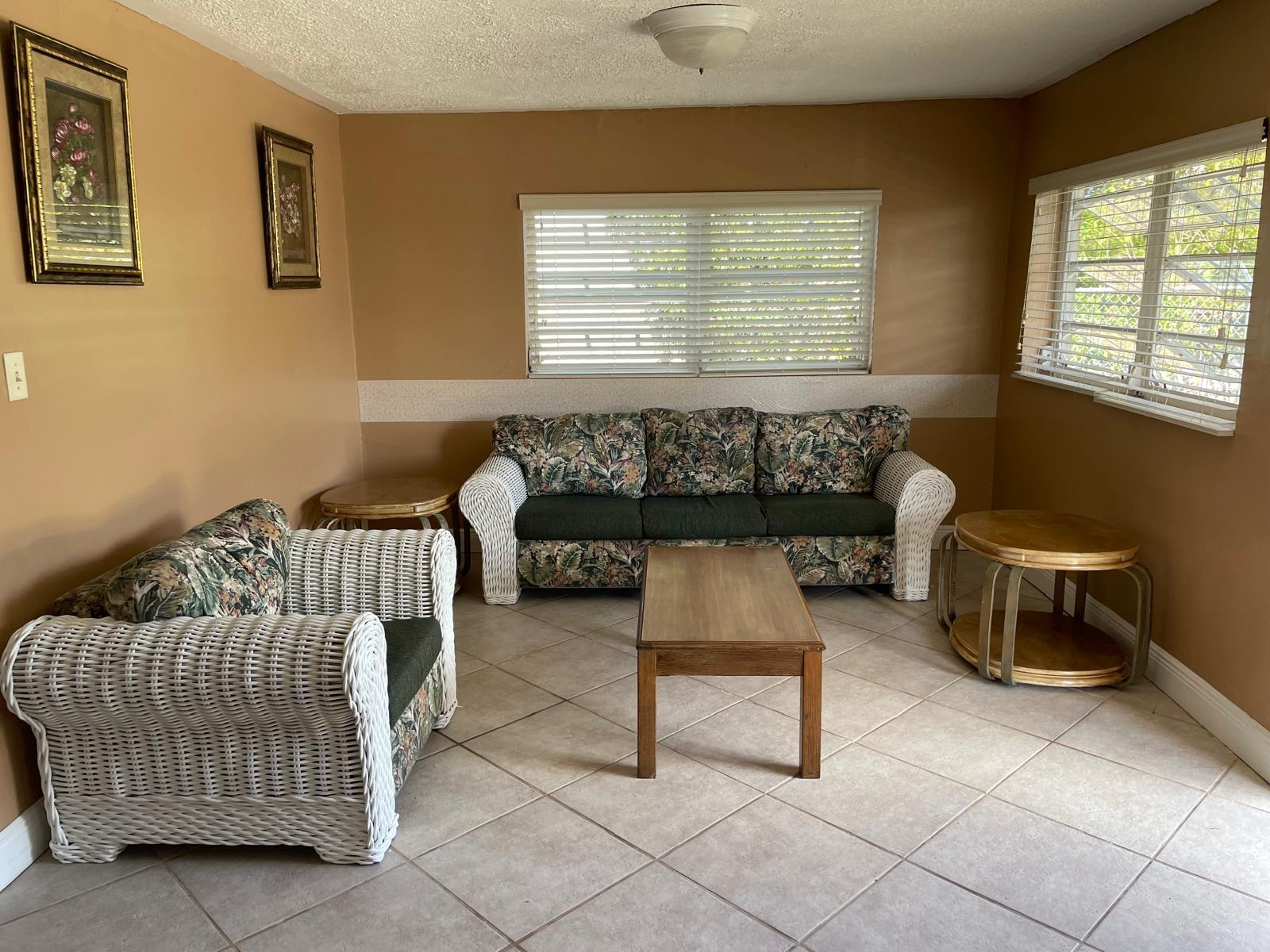 /listing-full-duplex-in-fortune-point-75255.html from Coldwell Banker Bahamas Real Estate