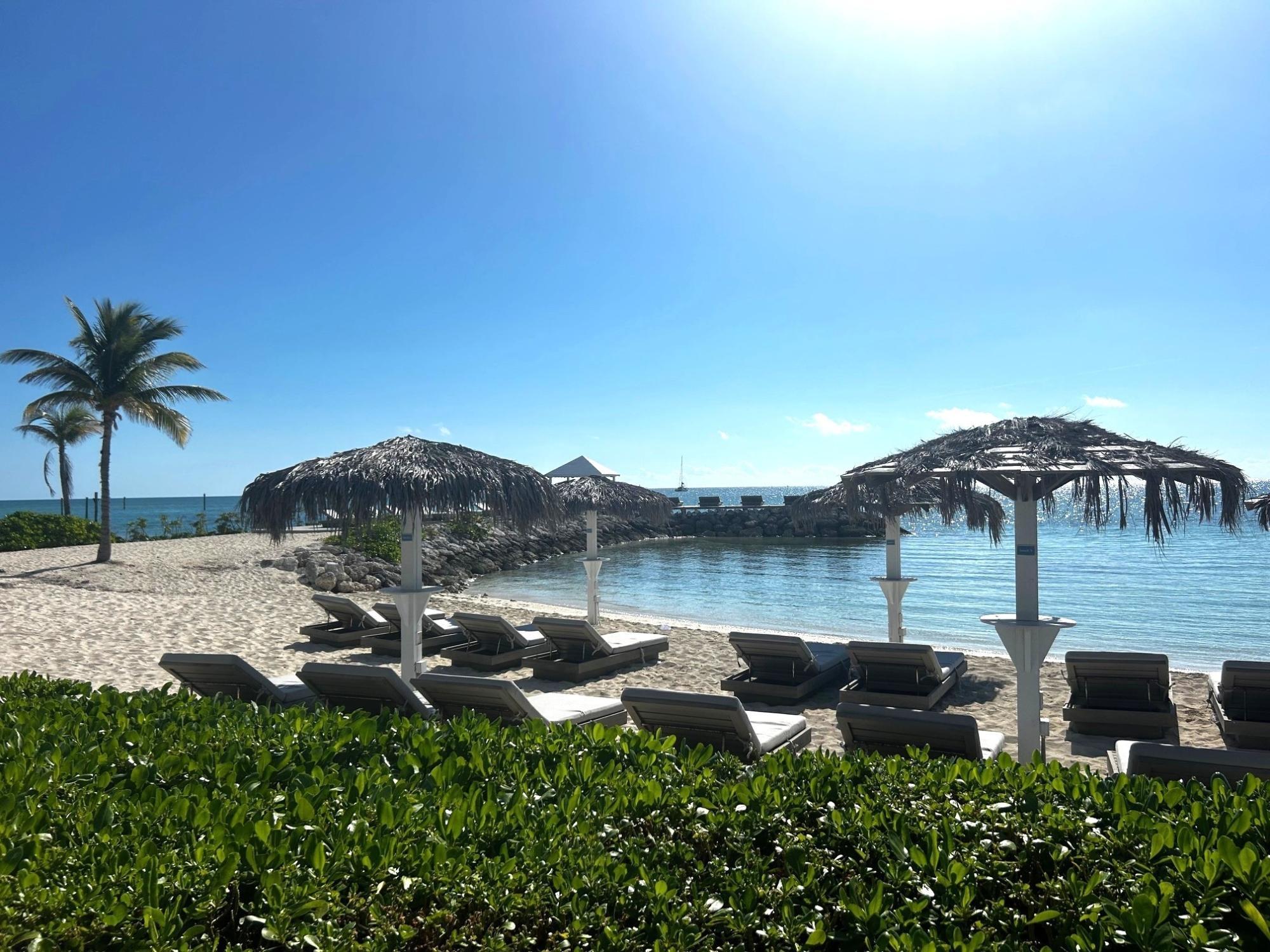 /listing-condo-in-yamacraw-75304.html from Coldwell Banker Bahamas Real Estate