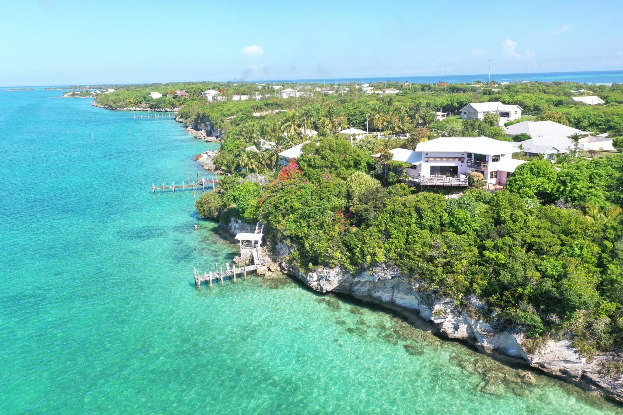 /listing-single-family-home-in-russell-island-75306.html from Coldwell Banker Bahamas Real Estate