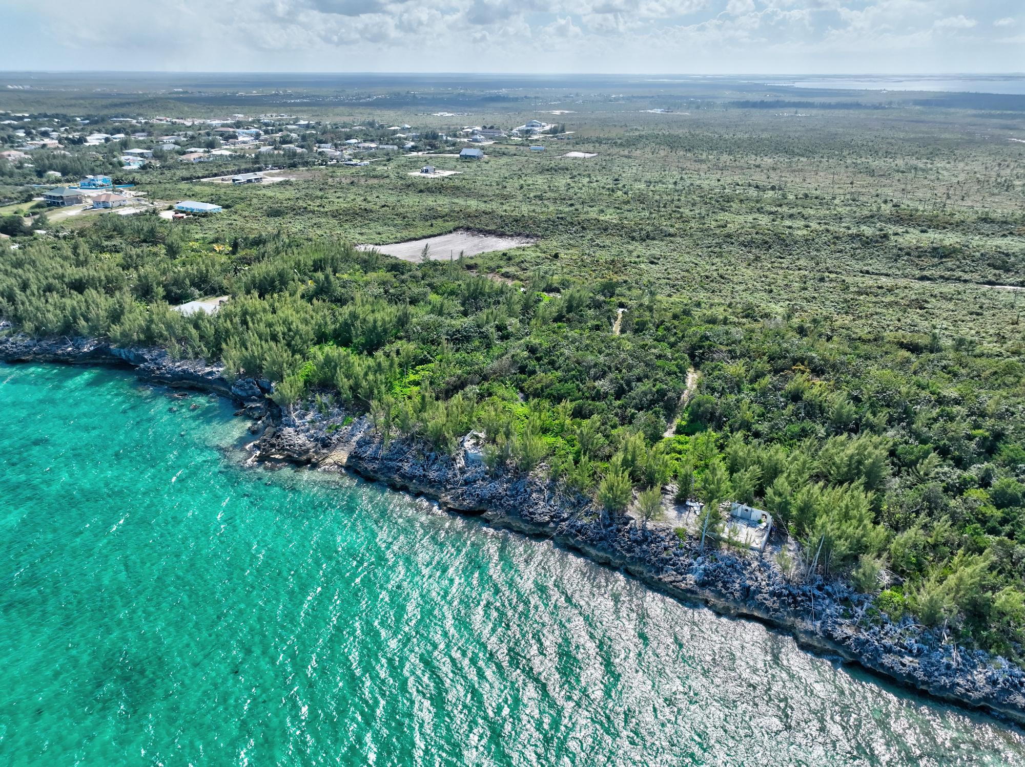 /listing-lots-acreage-in-murphy-town-75302.html from Coldwell Banker Bahamas Real Estate