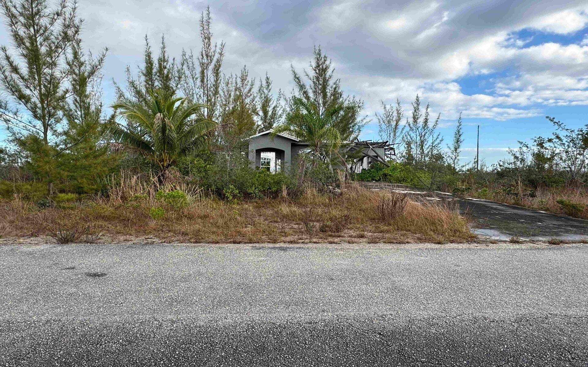 /listing-single-family-home-in-suffolk-75545.html from Coldwell Banker Bahamas Real Estate