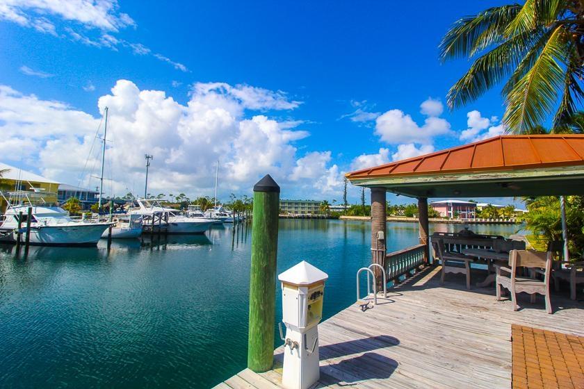 /listing-single-family-home-in-bahama-reef-yacht-country-club-75692.html from Coldwell Banker Bahamas Real Estate