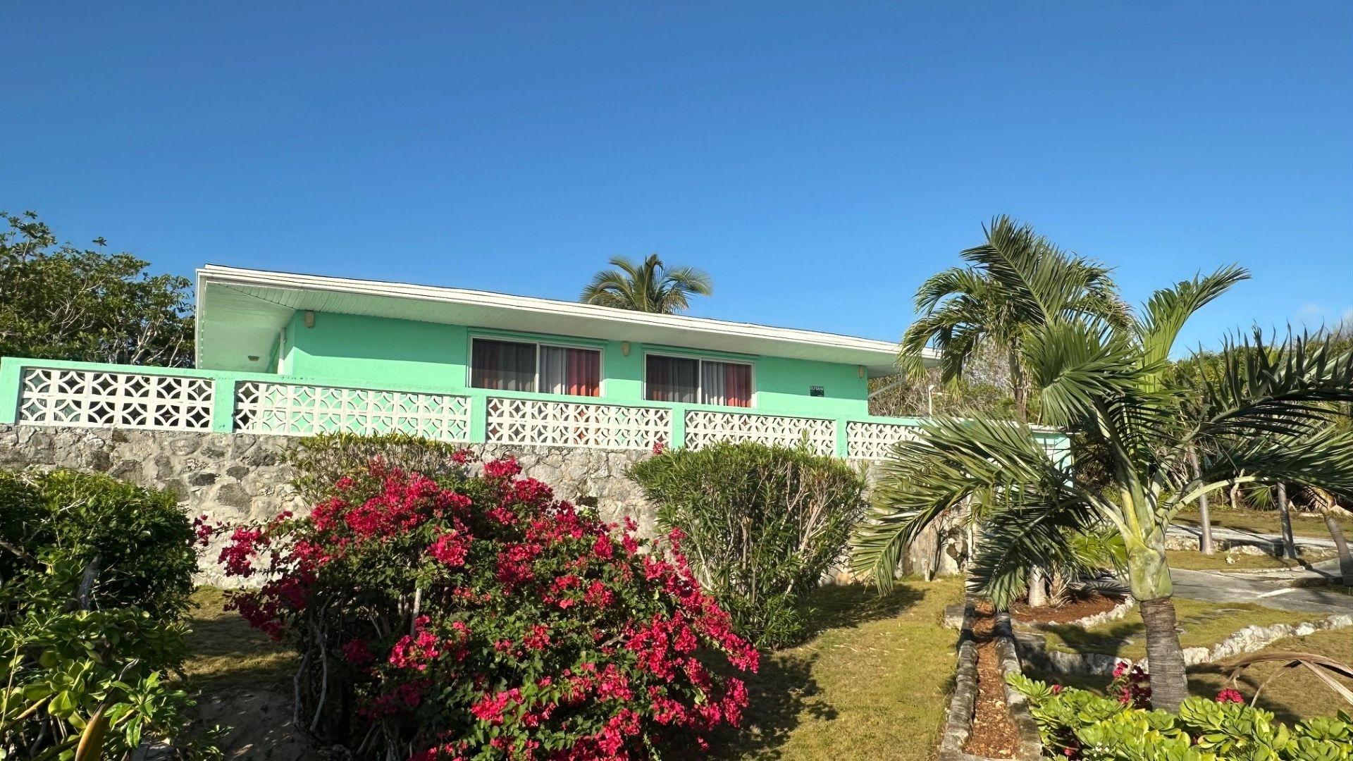 /listing-single-family-home-in-rainbow-bay-75538.html from Coldwell Banker Bahamas Real Estate