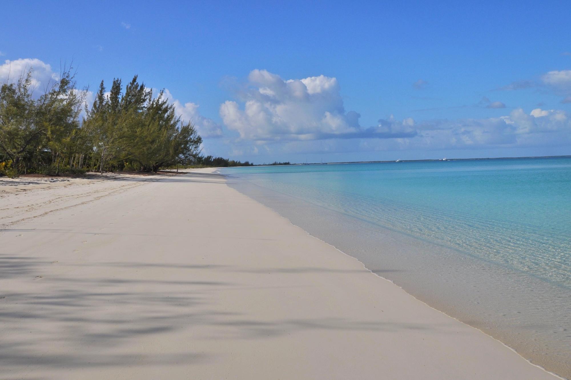 /listing-lots-acreage-in-old-bight-75762.html from Coldwell Banker Bahamas Real Estate