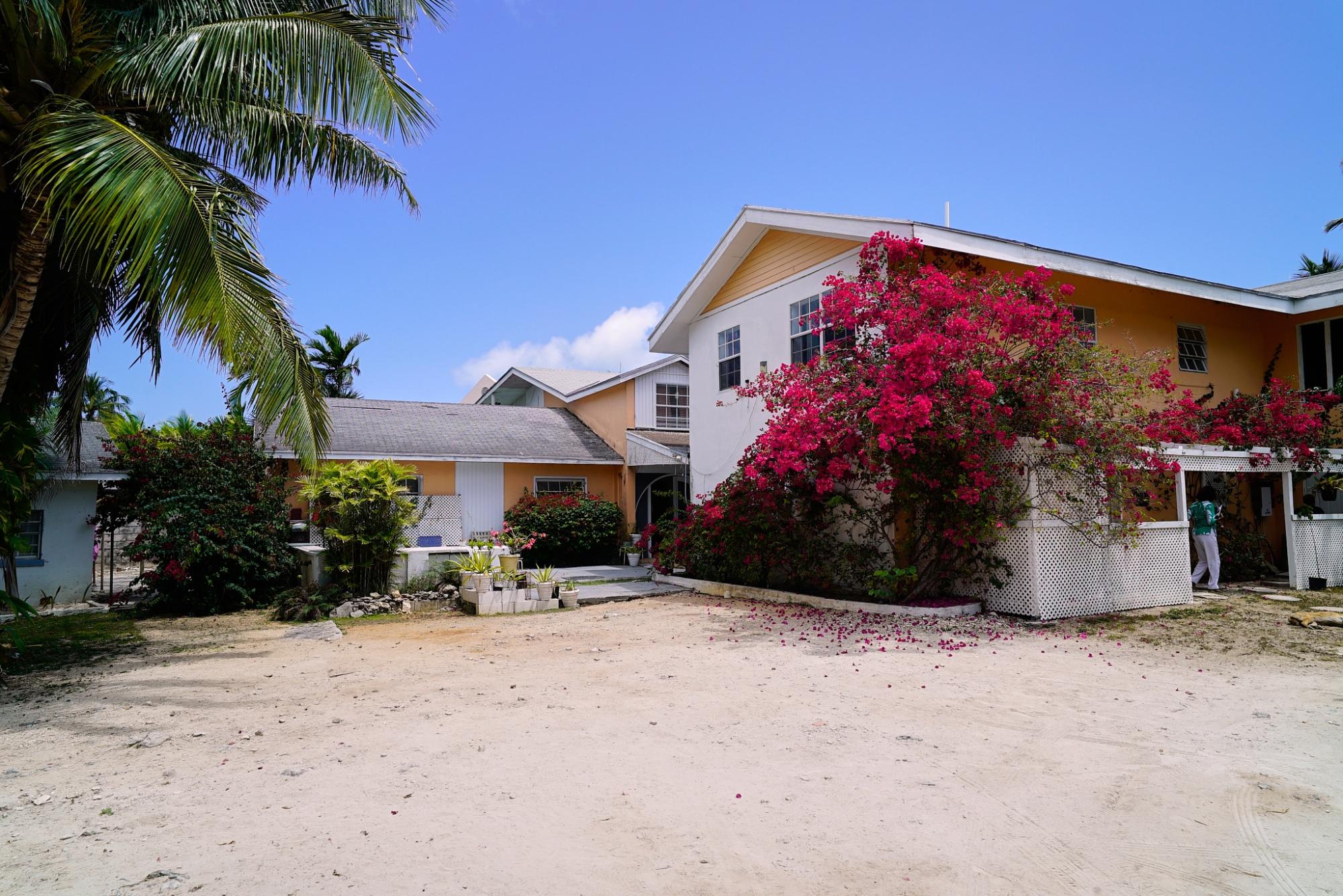 /listing-single-family-home-in-eastern-road-76073.html from Coldwell Banker Bahamas Real Estate