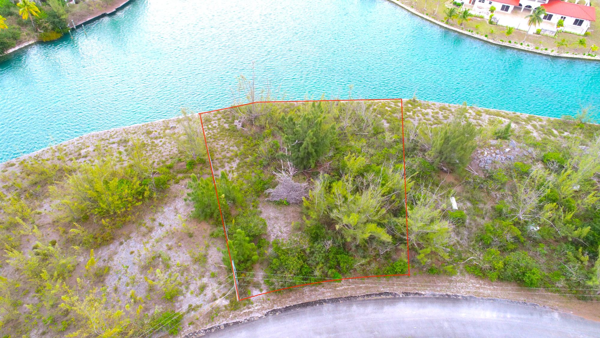 /listing-lots-acreage-in-fortune-bay-76032.html from Coldwell Banker Bahamas Real Estate