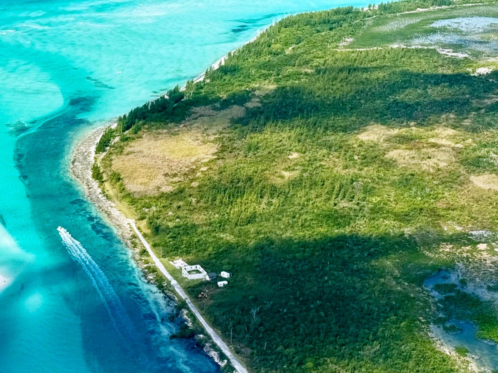 /listing-lots-acreage-in-sweetings-cay-75864.html from Coldwell Banker Bahamas Real Estate