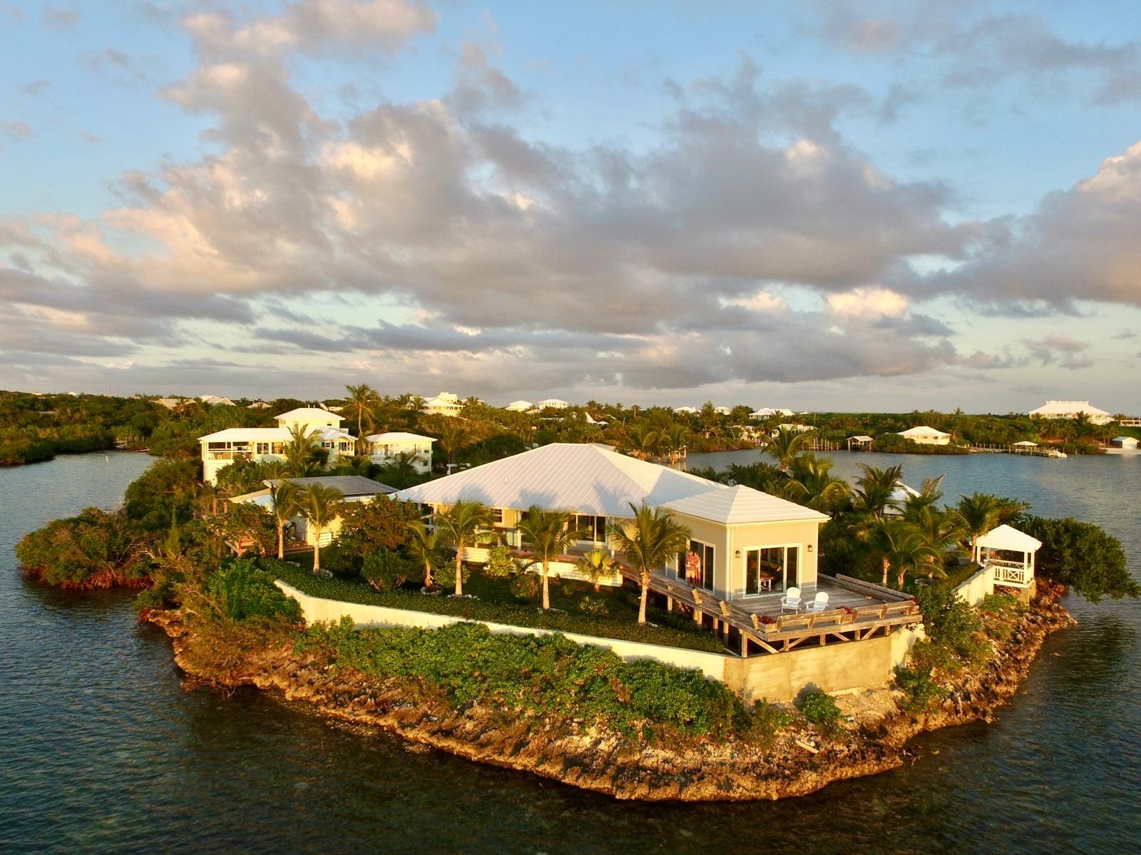 /listing-single-family-home-in-elbow-cay-hope-town-75944.html from Coldwell Banker Bahamas Real Estate