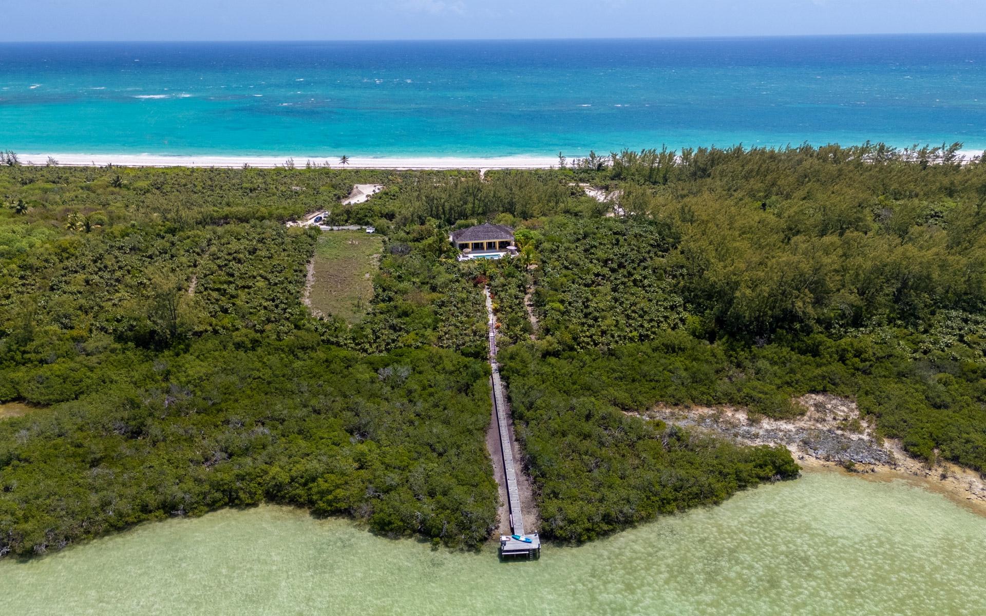 /listing-single-family-home-in-windermere-island-75886.html from Coldwell Banker Bahamas Real Estate