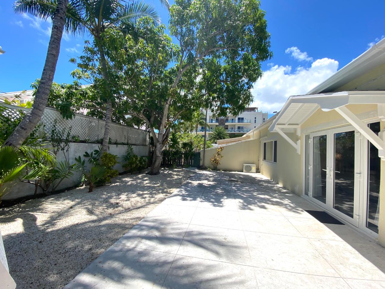 /listing-condo-in-paradise-island-75956.html from Coldwell Banker Bahamas Real Estate