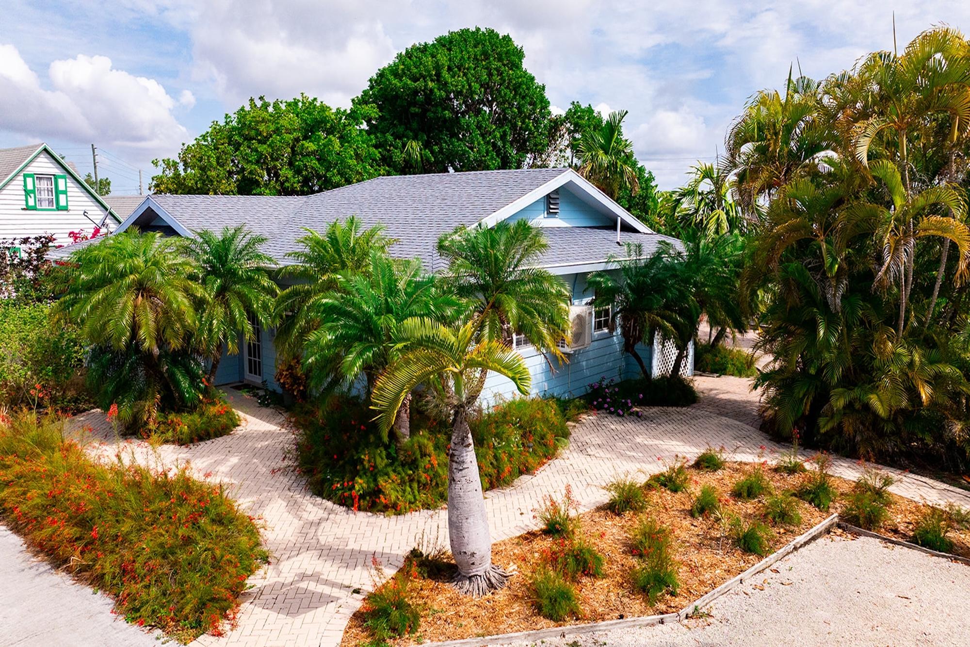 /listing-single-family-home-in-cherokee-sound-76153.html from Coldwell Banker Bahamas Real Estate