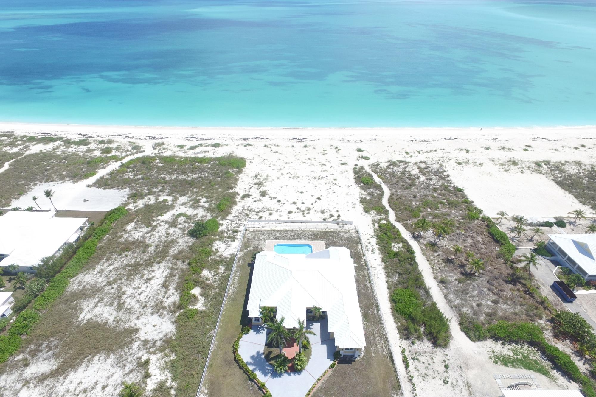 /listing-single-family-home-in-treasure-cay-76313.html from Coldwell Banker Bahamas Real Estate