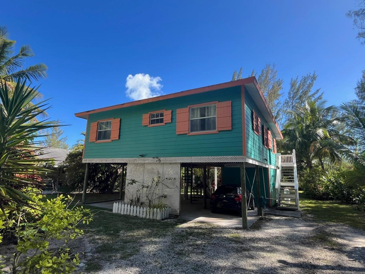 /listing-single-family-home-in-casuarina-point-76308.html from Coldwell Banker Bahamas Real Estate