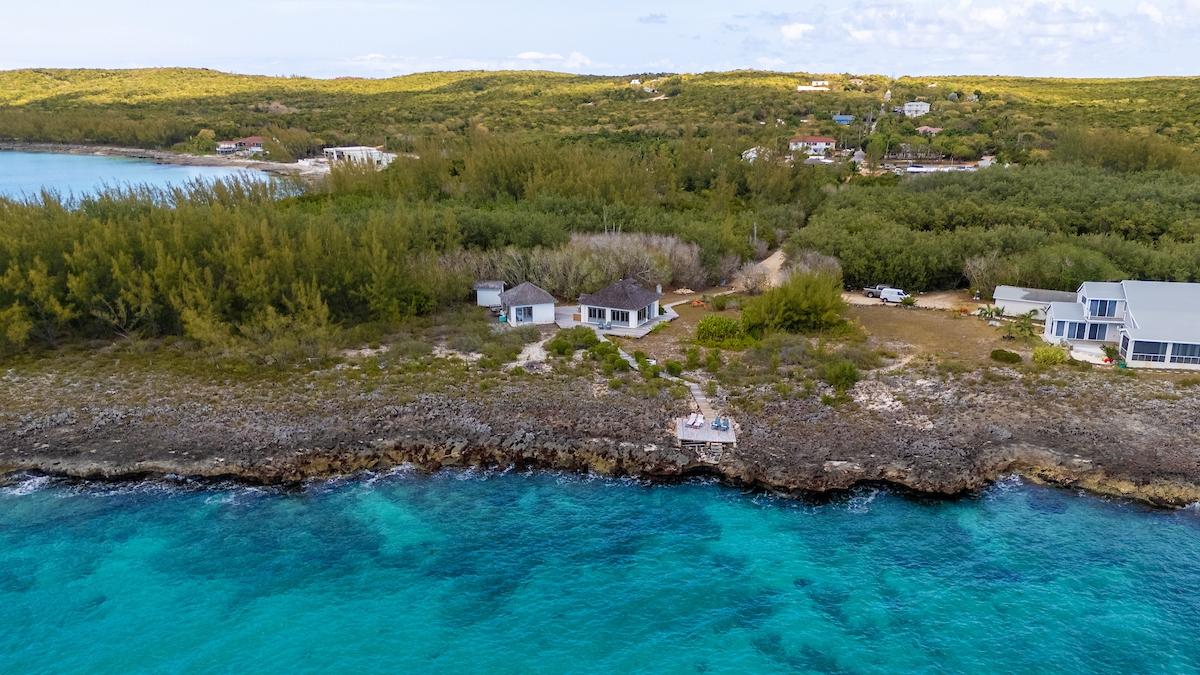 /listing-single-family-home-in-governors-harbour-76591.html from Coldwell Banker Bahamas Real Estate