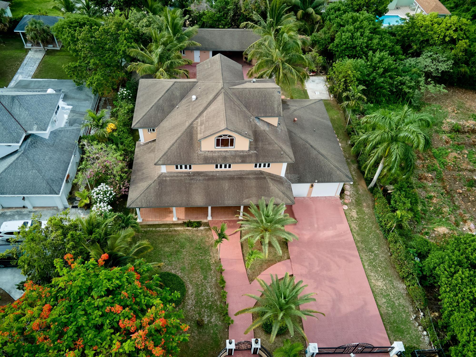 /listing-single-family-home-in-prospect-ridge-76679.html from Coldwell Banker Bahamas Real Estate