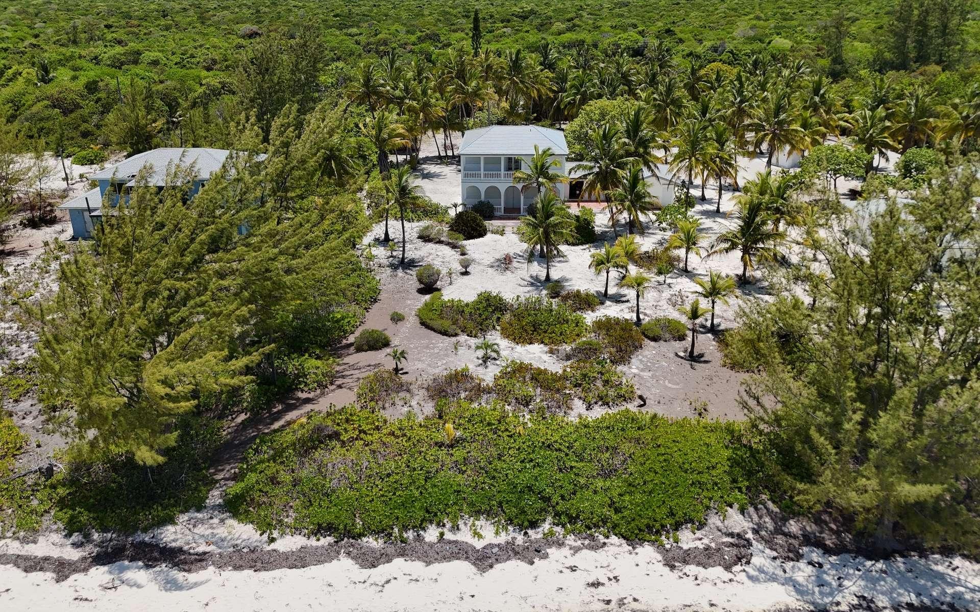 /listing-single-family-home-in-kemps-bay-76982.html from Coldwell Banker Bahamas Real Estate