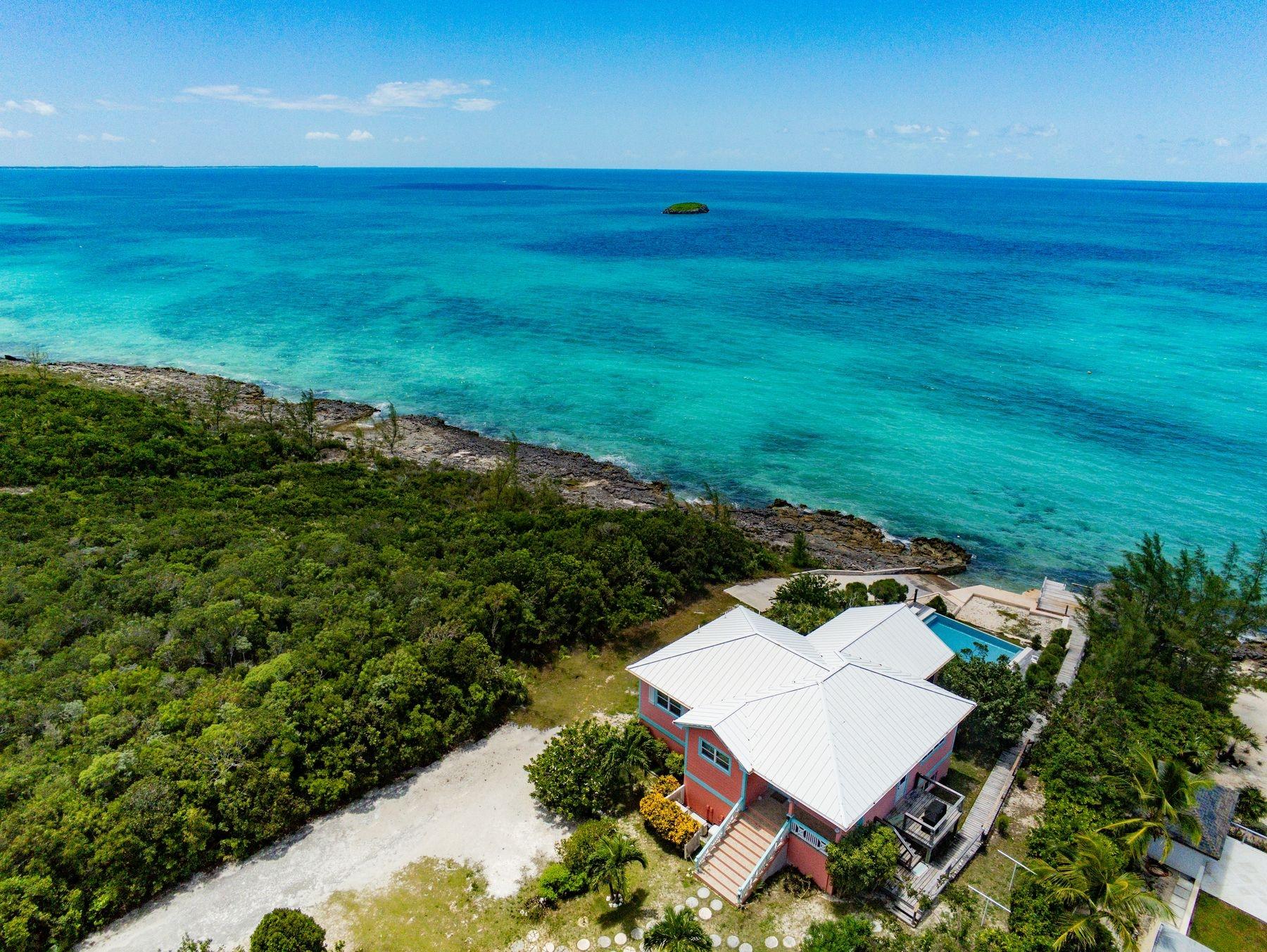 /listing-single-family-home-in-savannah-sound-77021.html from Coldwell Banker Bahamas Real Estate