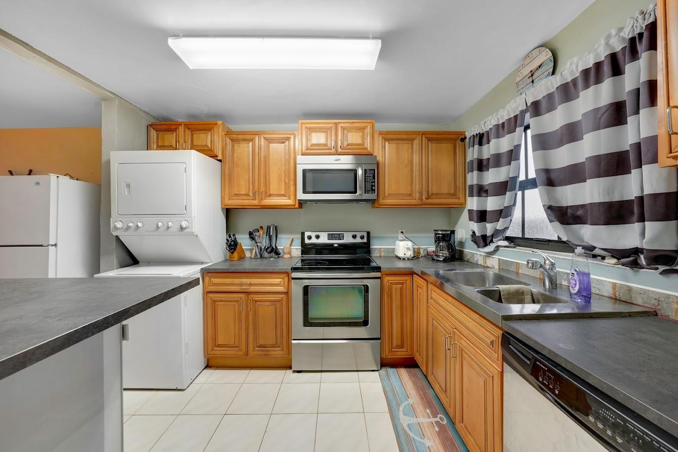 /listing-condo-in-freeport-77060.html from Coldwell Banker Bahamas Real Estate