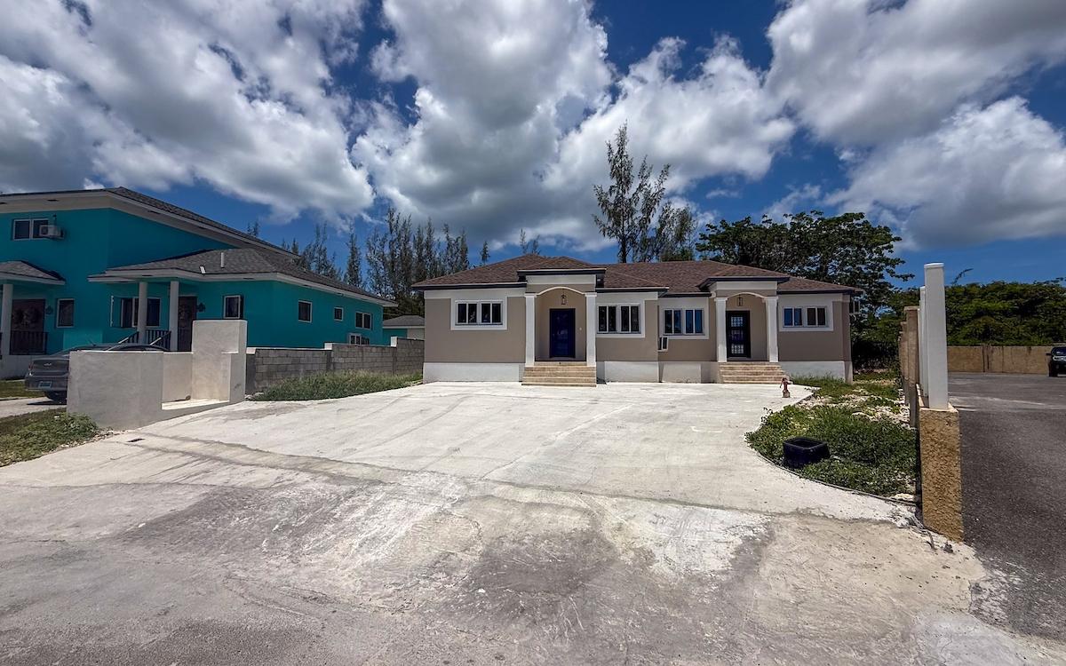 /listing-condo-in-john-f-kennedy-drive-77062.html from Coldwell Banker Bahamas Real Estate