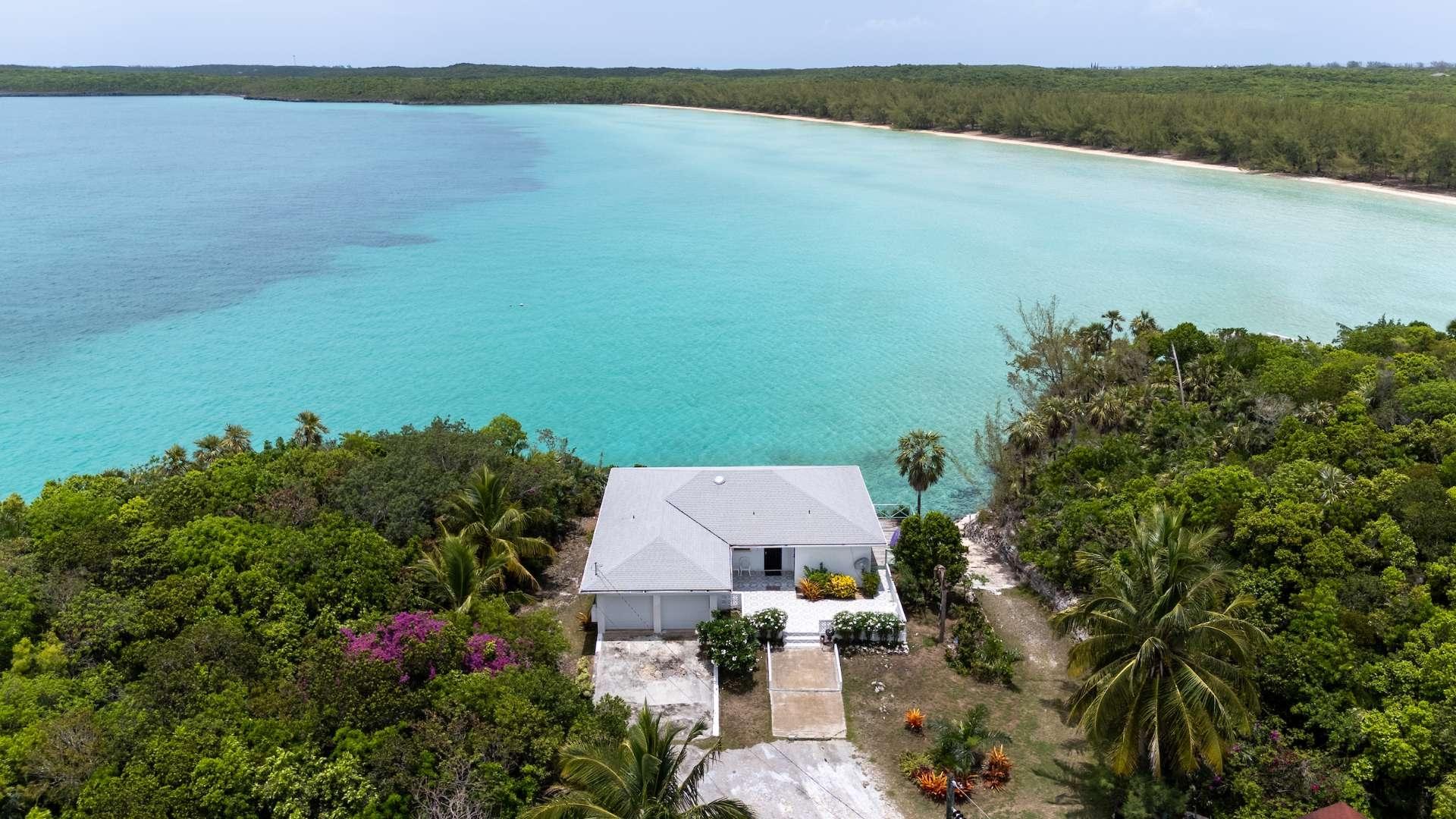 /listing-single-family-home-in-savannah-sound-77094.html from Coldwell Banker Bahamas Real Estate