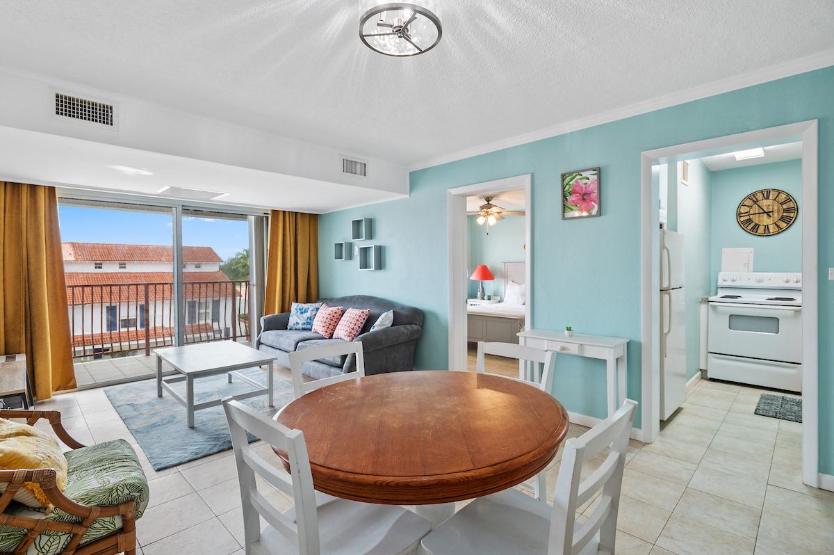 /listing-condo-in-cable-beach-77089.html from Coldwell Banker Bahamas Real Estate
