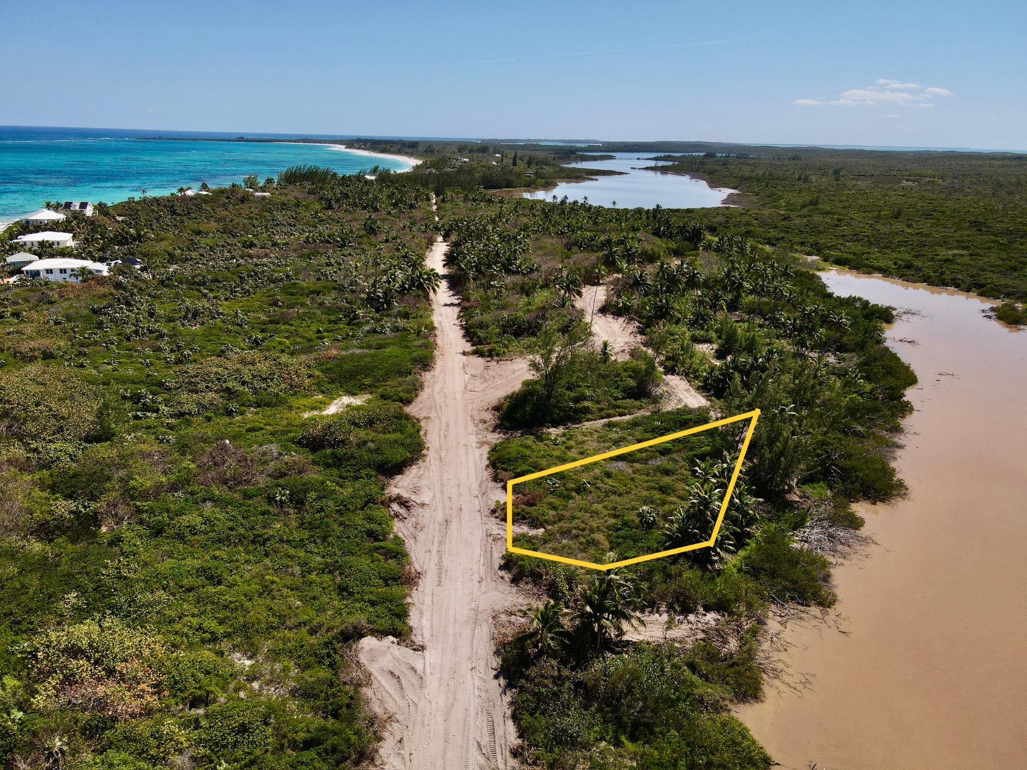 /listing-lots-acreage-in-palmetto-point-78997.html from Coldwell Banker Bahamas Real Estate