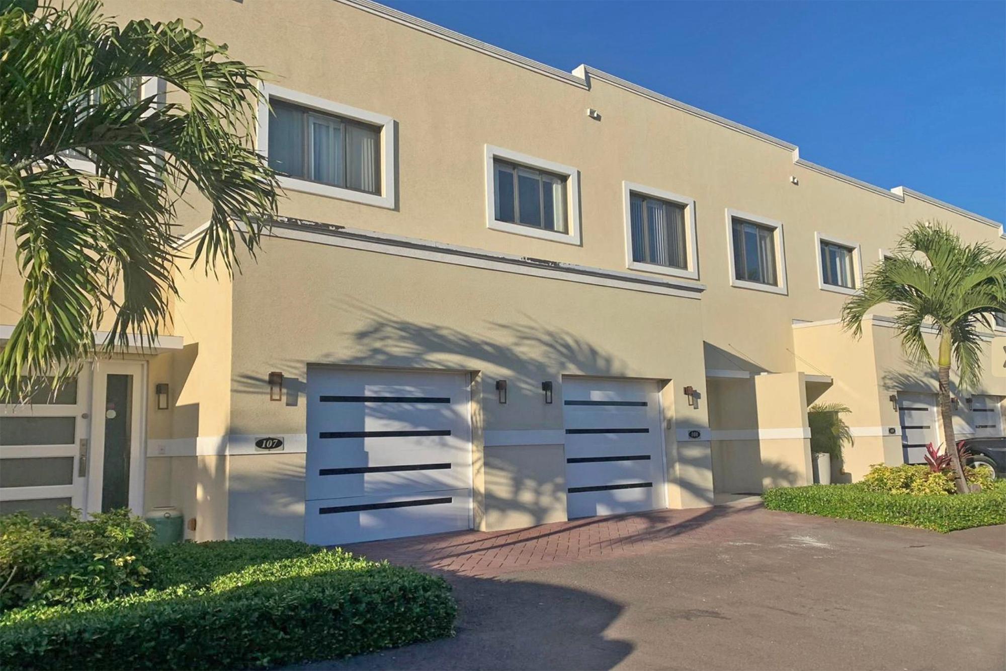 /listing-condo-in-cable-beach-77227.html from Coldwell Banker Bahamas Real Estate