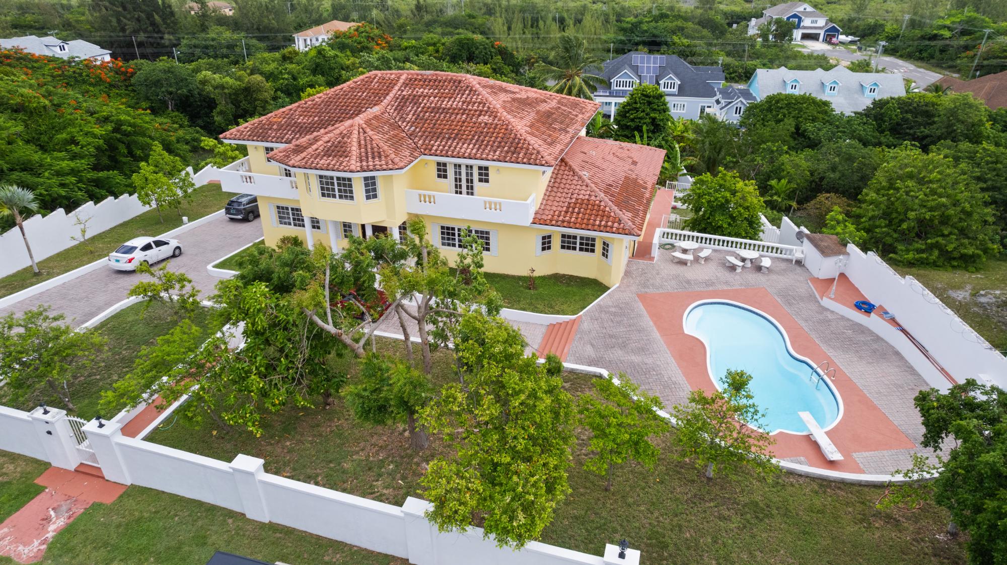 /listing-single-family-home-in-cable-beach-77309.html from Coldwell Banker Bahamas Real Estate